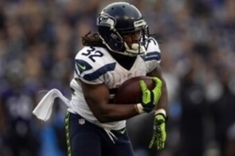 Dec 13, 2015; Baltimore, MD, USA; Seattle Seahawks running back DuJuan Harris (32) rushes during the second half against the Baltimore Ravens at M&T Bank Stadium. Seattle Seahawks defeated Baltimore Ravens 35-6. Mandatory Credit: Tommy Gilligan-USA TODA Dec 13, 2015; Baltimore, MD, USA; Seattle Seahawks running back DuJuan Harris (32) rushes during the second half against the Baltimore Ravens at M&T Bank Stadium. Seattle Seahawks defeated Baltimore Ravens 35-6. Mandatory Credit: Tommy Gilligan-USA TODA
