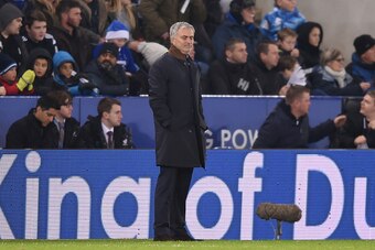 LEICESTER, ENGLAND - DECEMBER 14:  Jose Mourinho the manager of Chelsea reacts during the Barclays Premier League match between Leicester City and Chelsea at the King Power Stadium on December14, 2015 in Leicester, United Kingdom.  (Photo by Michael Regan