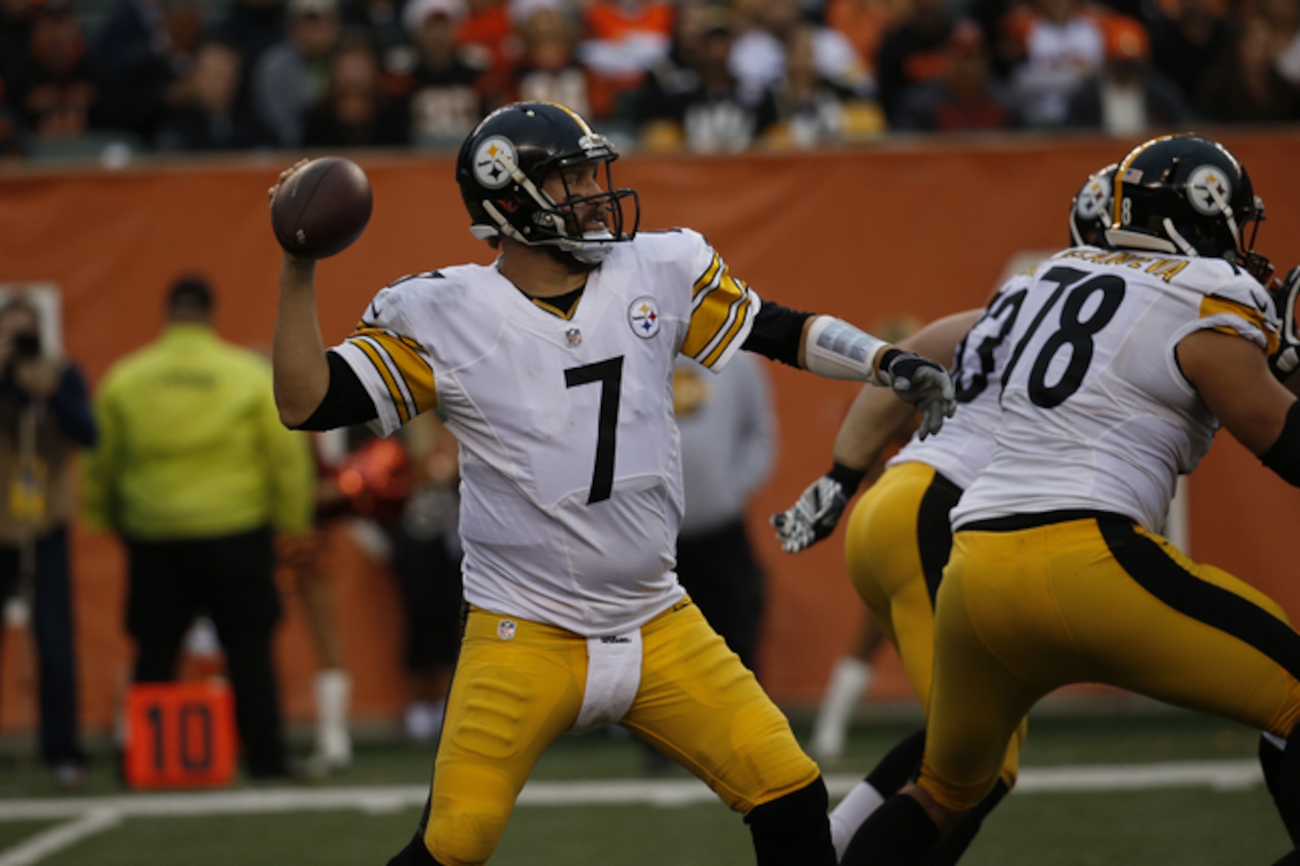 Big Ben and the Steelers offense have been on fire for the past five weeks.