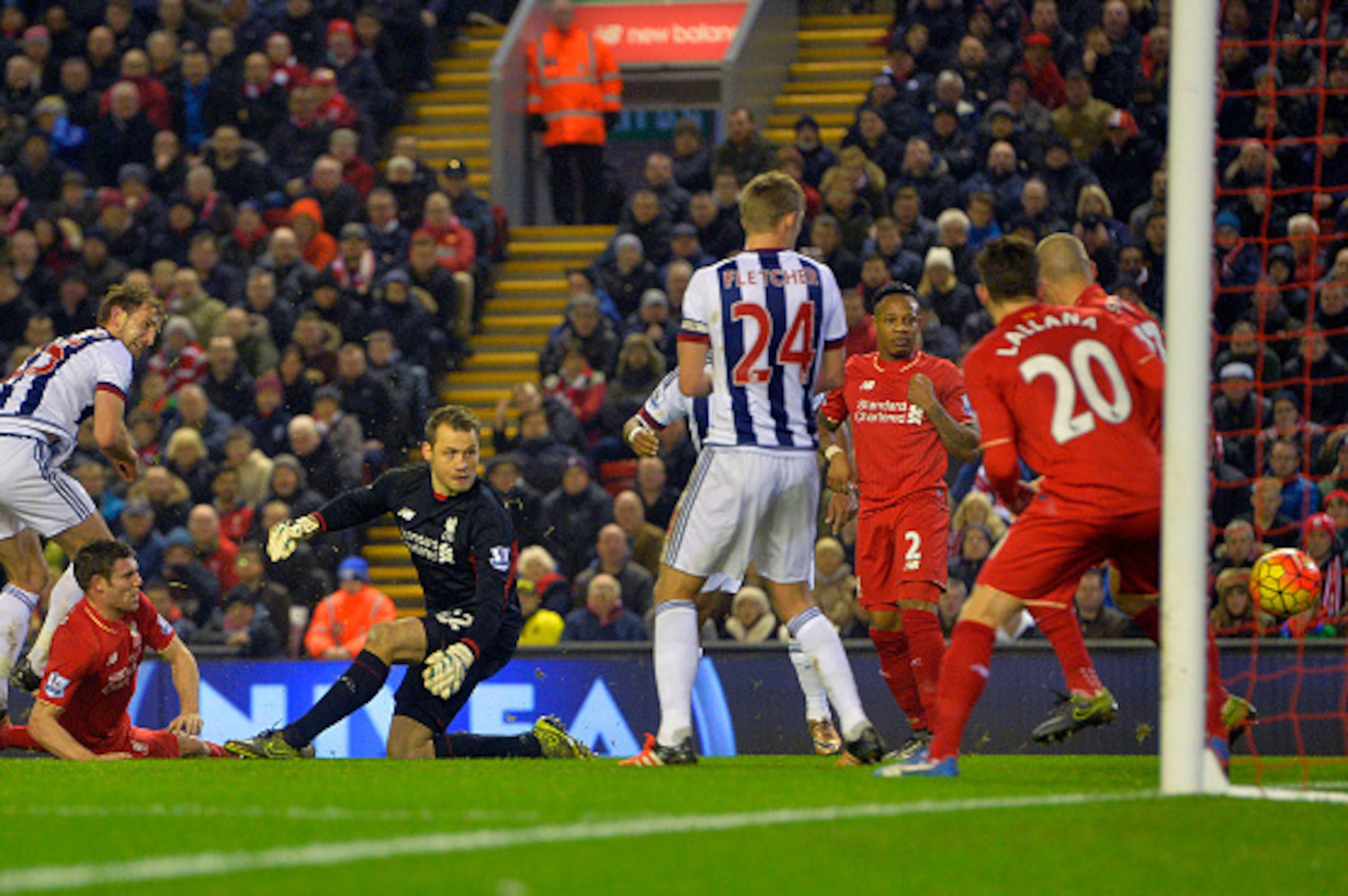 LIVERPOOL, ENGLAND - DECEMBER 13: Craig Dawson of West Bromwich Albion scores a goal to make it 1-1 during the Barclays Premier League match between Liverpool and West Bromwich Albion at Anfield on December 13, 2015 in Liverpool, England. (Photo by Adam LIVERPOOL, ENGLAND - DECEMBER 13: Craig Dawson of West Bromwich Albion scores a goal to make it 1-1 during the Barclays Premier League match between Liverpool and West Bromwich Albion at Anfield on December 13, 2015 in Liverpool, England. (Photo by Adam