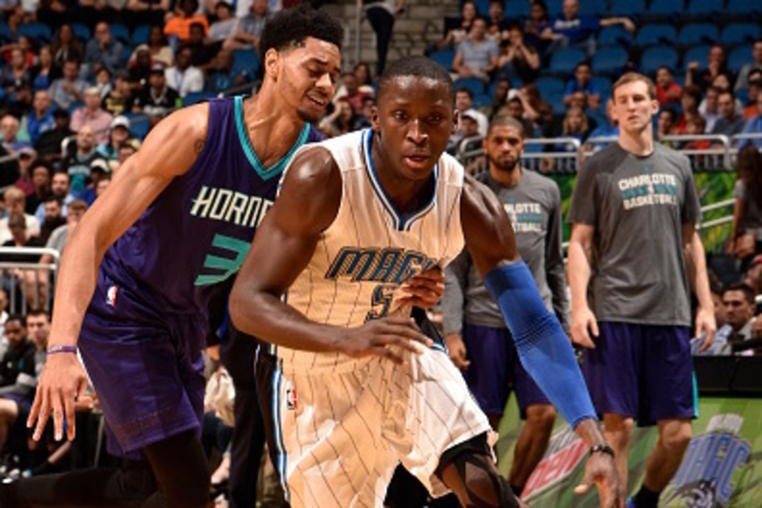 ORLANDO, FL - DECEMBER 16: Victor Oladipo #5 of the Orlando Magic drives to the basket against the Charlotte Hornets on December 16, 2015 at Amway Center in Orlando, Florida. NOTE TO USER: User expressly acknowledges and agrees that, by downloading and o ORLANDO, FL - DECEMBER 16: Victor Oladipo #5 of the Orlando Magic drives to the basket against the Charlotte Hornets on December 16, 2015 at Amway Center in Orlando, Florida. NOTE TO USER: User expressly acknowledges and agrees that, by downloading and o
