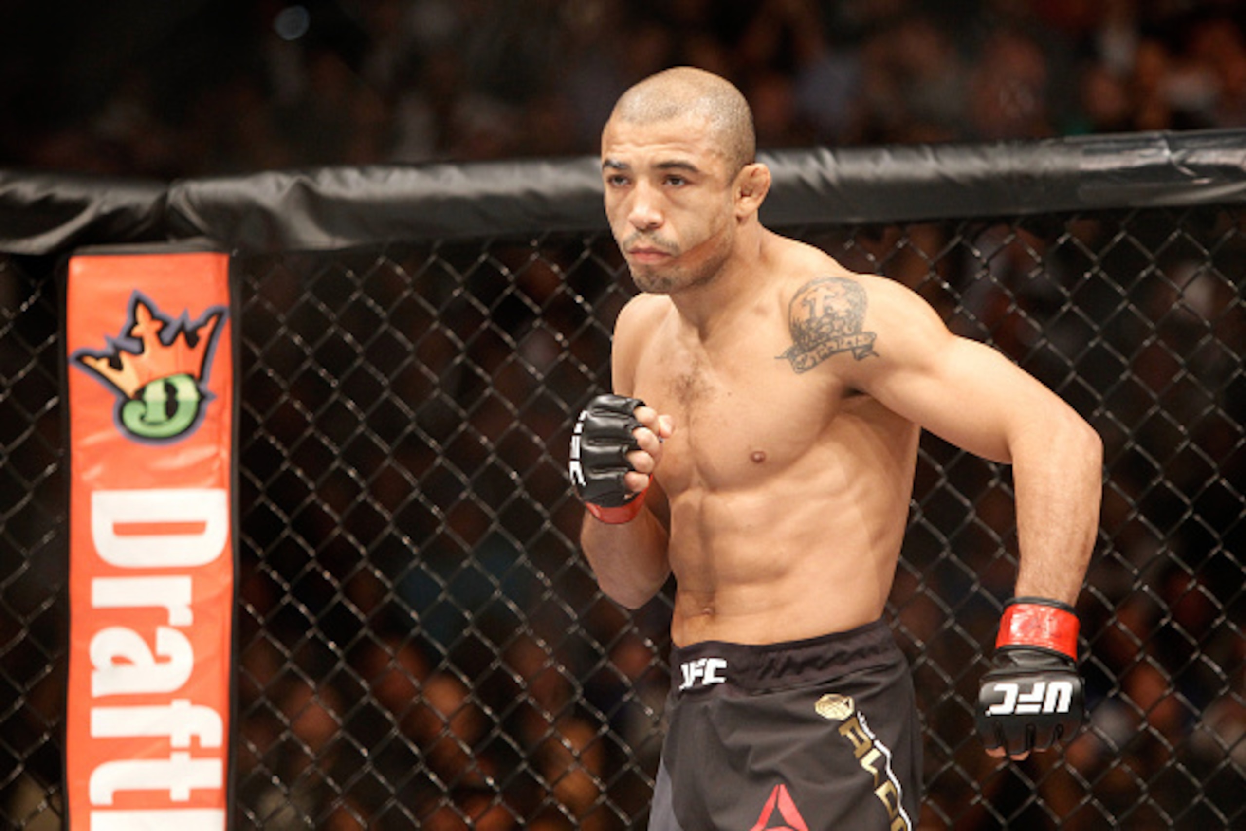 LAS VEGAS, NV - DECEMBER 12:  Jose Aldo prepares for his featherweight title fight against Conor McGregor during UFC 194 at MGM Grand Garden Arena on December 12, 2015 in Las Vegas, Nevada.  (Photo by Steve Marcus/Getty Images)