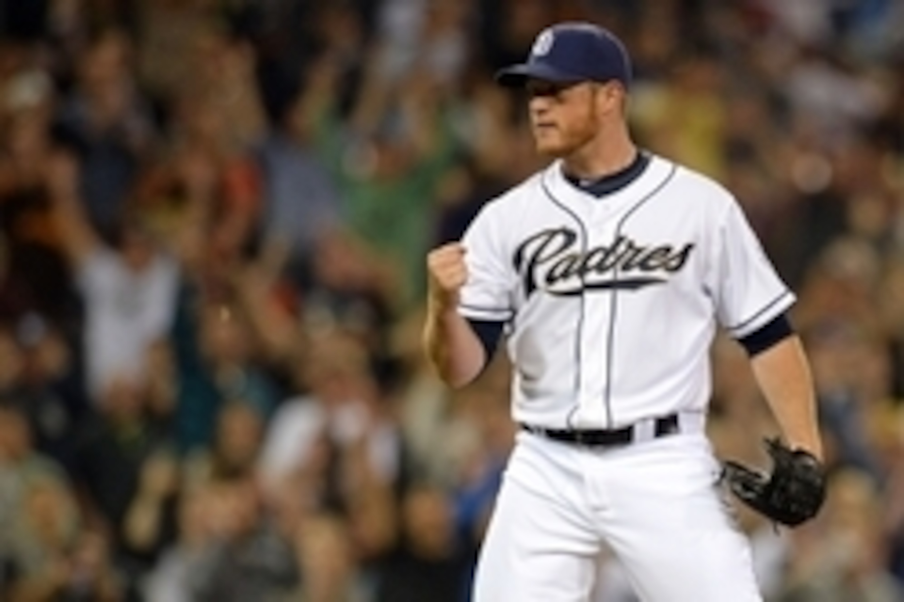 Apr 15, 2015; San Diego, CA, USA; San Diego Padres relief pitcher Craig Kimbrel (46) pumps his fist after recording a save in the 3-2 win over the against the Arizona Diamondbacks at Petco Park. Mandatory Credit: Jake Roth-USA TODAY Sports Apr 15, 2015; San Diego, CA, USA; San Diego Padres relief pitcher Craig Kimbrel (46) pumps his fist after recording a save in the 3-2 win over the against the Arizona Diamondbacks at Petco Park. Mandatory Credit: Jake Roth-USA TODAY Sports