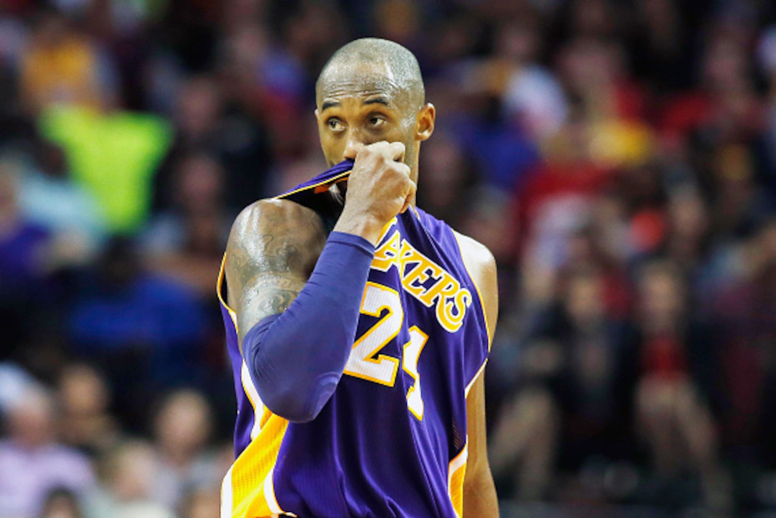 HOUSTON, TX - DECEMBER 12:  Kobe Bryant #24 of the Los Angeles Lakers waits on the court during the game against the Houston Rockets at the Toyota Center on December 12, 2015 in Houston, Texas. NOTE TO USER: User expressly acknowledges and agrees that, by