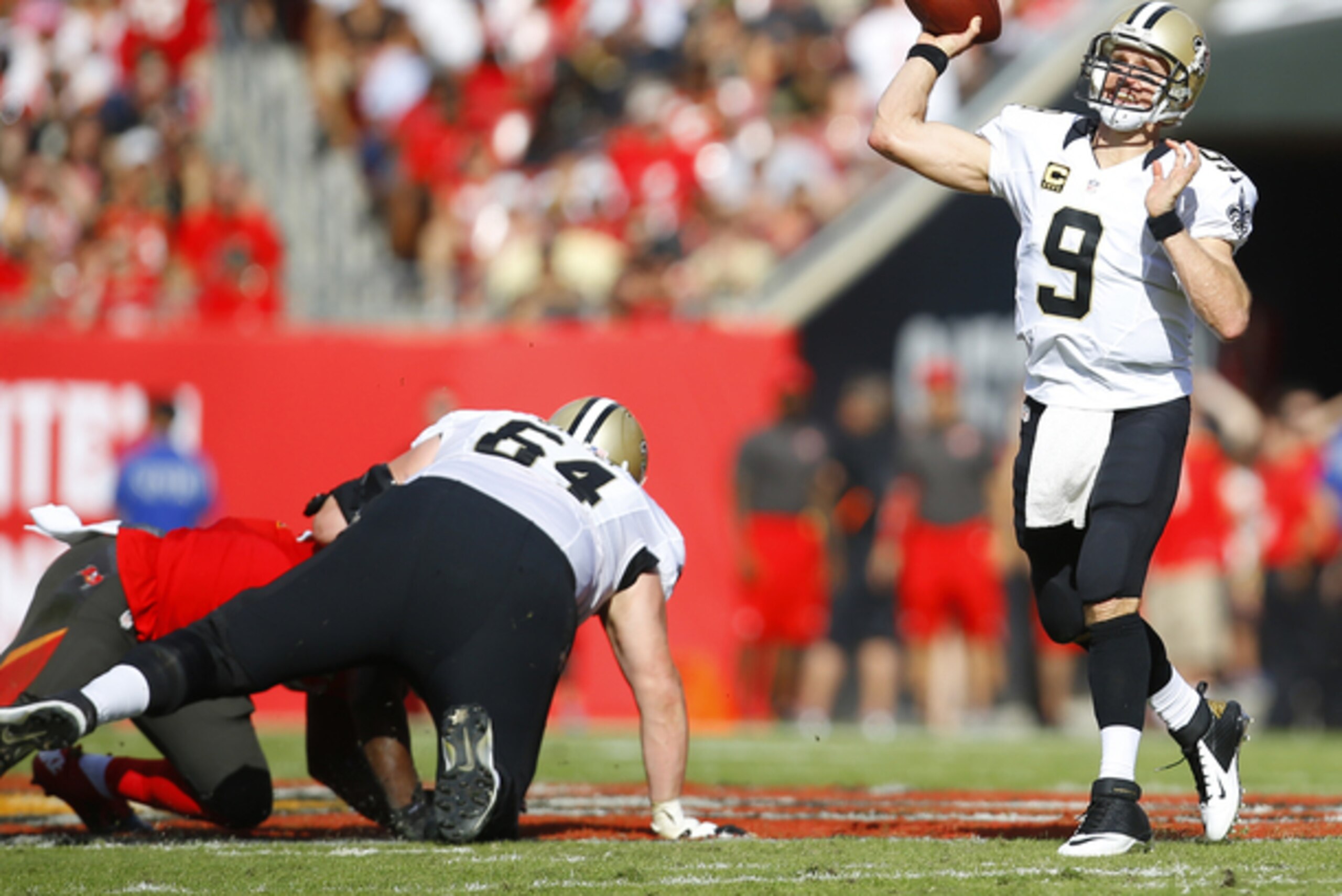 Drew Brees will partake in a high-scoring Monday night matchup with the Detroit Lions.