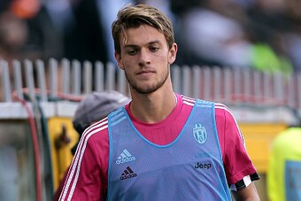 GENOA, ITALY - SEPTEMBER 20: Daniele Rugani of Juventus FC during the Serie A match between Genoa CFC and Juventus FC at Stadio Luigi Ferraris on September 20, 2015 in Genoa, Italy.  (Photo by Gabriele Maltinti/Getty Images)
