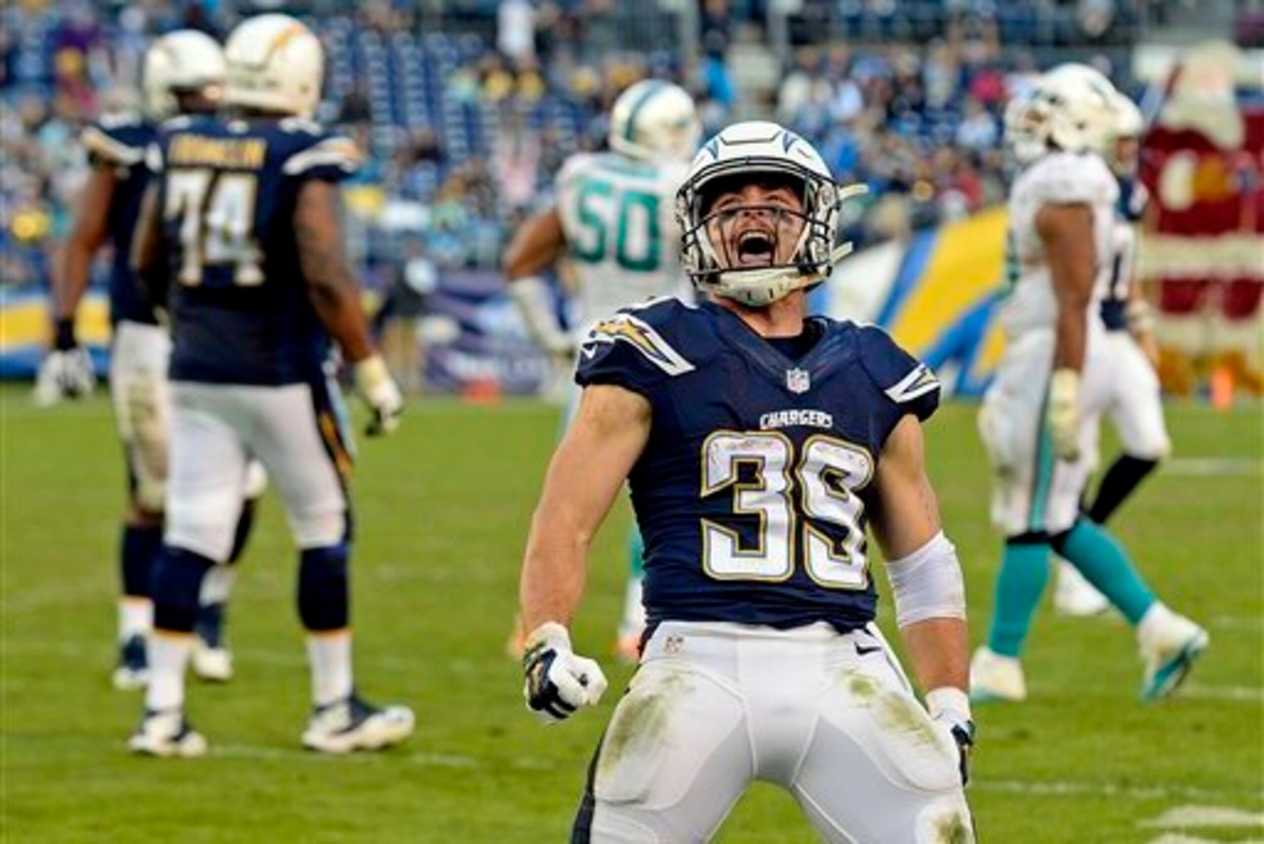 Danny Woodhead swung fantasy matchups by scoring four touchdowns in Week 15.