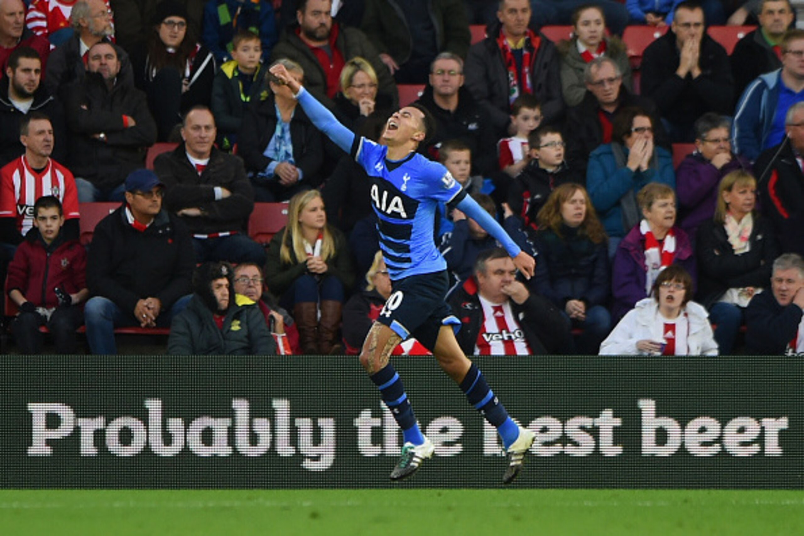SOUTHAMPTON, ENGLAND - DECEMBER 19:  Dele Alli of Tottenham Hotspur celebrates as he scores their second goal during the Barclays Premier League match between Southampton and Tottenham Hotspur at St Mary's Stadium on December 19, 2015 in Southampton, Engl