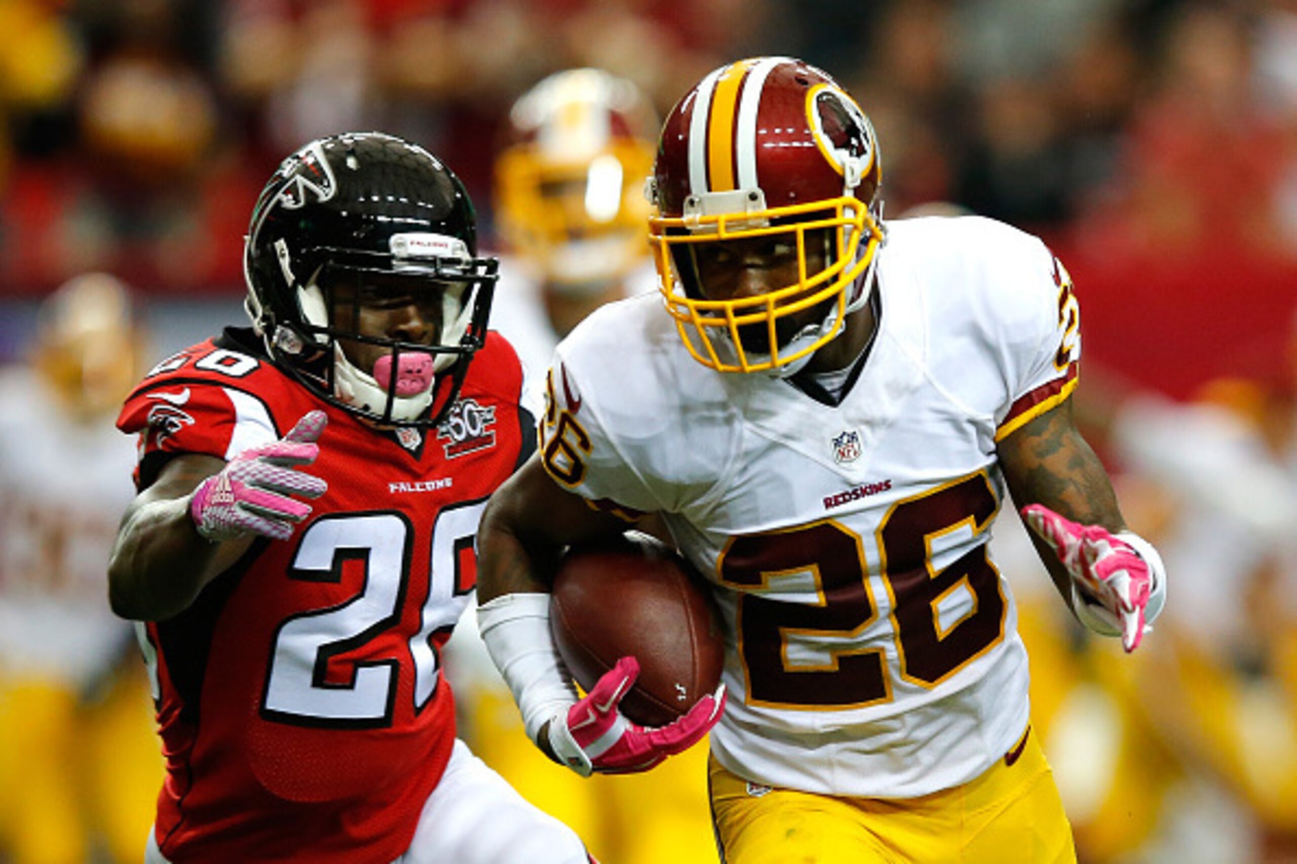 ATLANTA, GA - OCTOBER 11:  Bashaud Breeland #26 of the Washington Redskins returns an interception against Tevin Coleman #26 of the Atlanta Falcons at Georgia Dome on October 11, 2015 in Atlanta, Georgia.  (Photo by Kevin C. Cox/Getty Images)