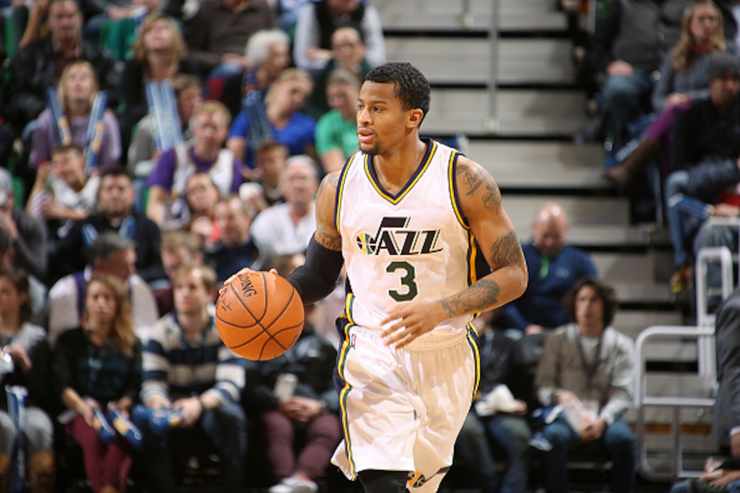 SALT LAKE CITY, UT - DECEMBER 21:  Trey Burke #3 of the Utah Jazz handles the ball against the Phoenix Suns on December 21, 2015 at vivint.SmartHome Arena in Salt Lake City, Utah. NOTE TO USER: User expressly acknowledges and agrees that, by downloading a