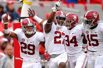 ATHENS, GA - OCTOBER 03:  Minkah Fitzpatrick #29 of the Alabama Crimson Tide celebrates scoring a touchdown after blocking a punt against Georgia Bulldogs at Sanford Stadium on October 3, 2015 in Athens, Georgia.  (Photo by Kevin C. Cox/Getty Images)