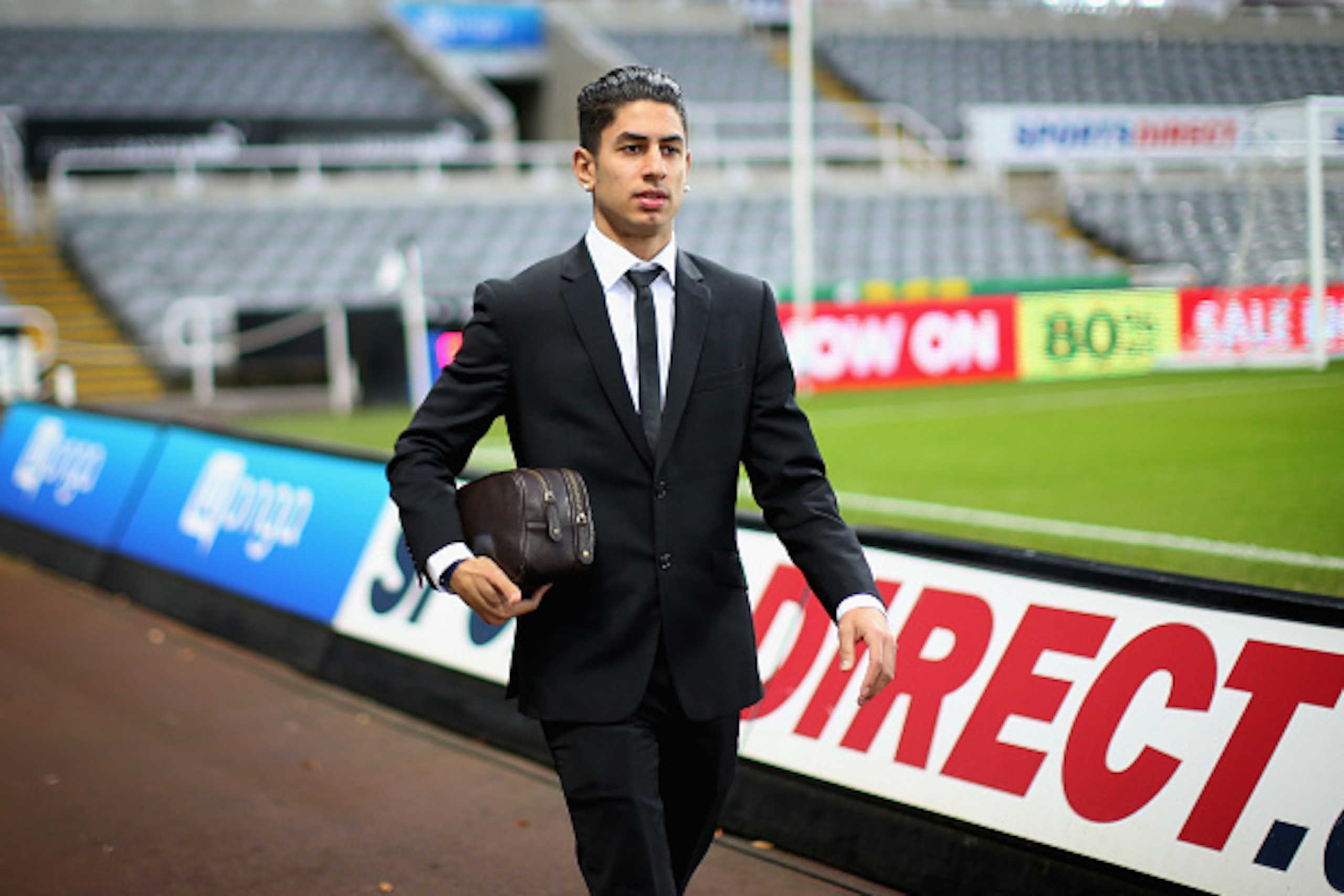NEWCASTLE UPON TYNE, ENGLAND - DECEMBER 19:  Ayoze Perez of Newcastle United is seen on arrival at the staidum prior to during the Barclays Premier League match between Newcastle United and Aston Villa at St James' Park on December 19, 2015 in Newcastle u
