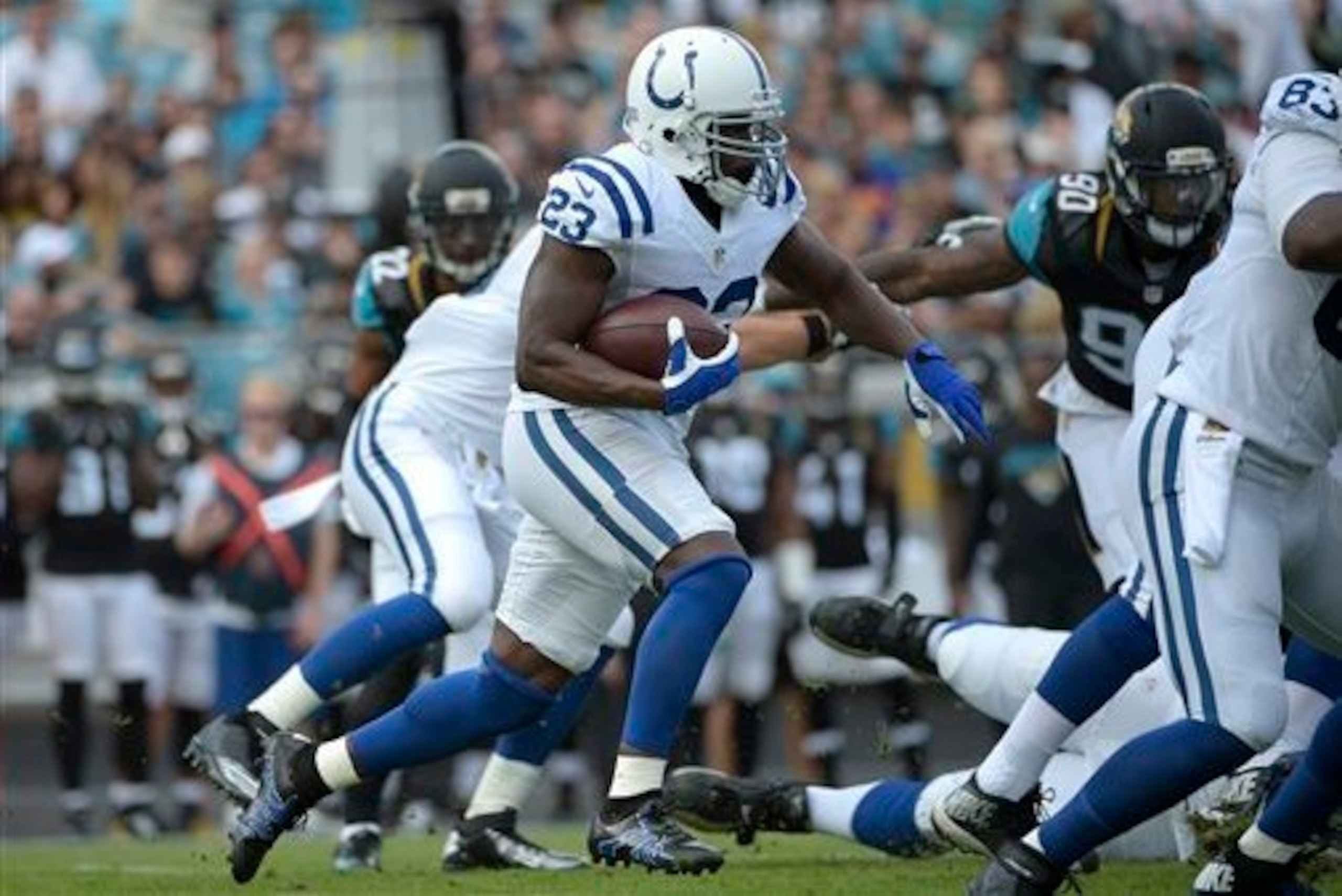 Frank Gore's usage makes him a must start this week.