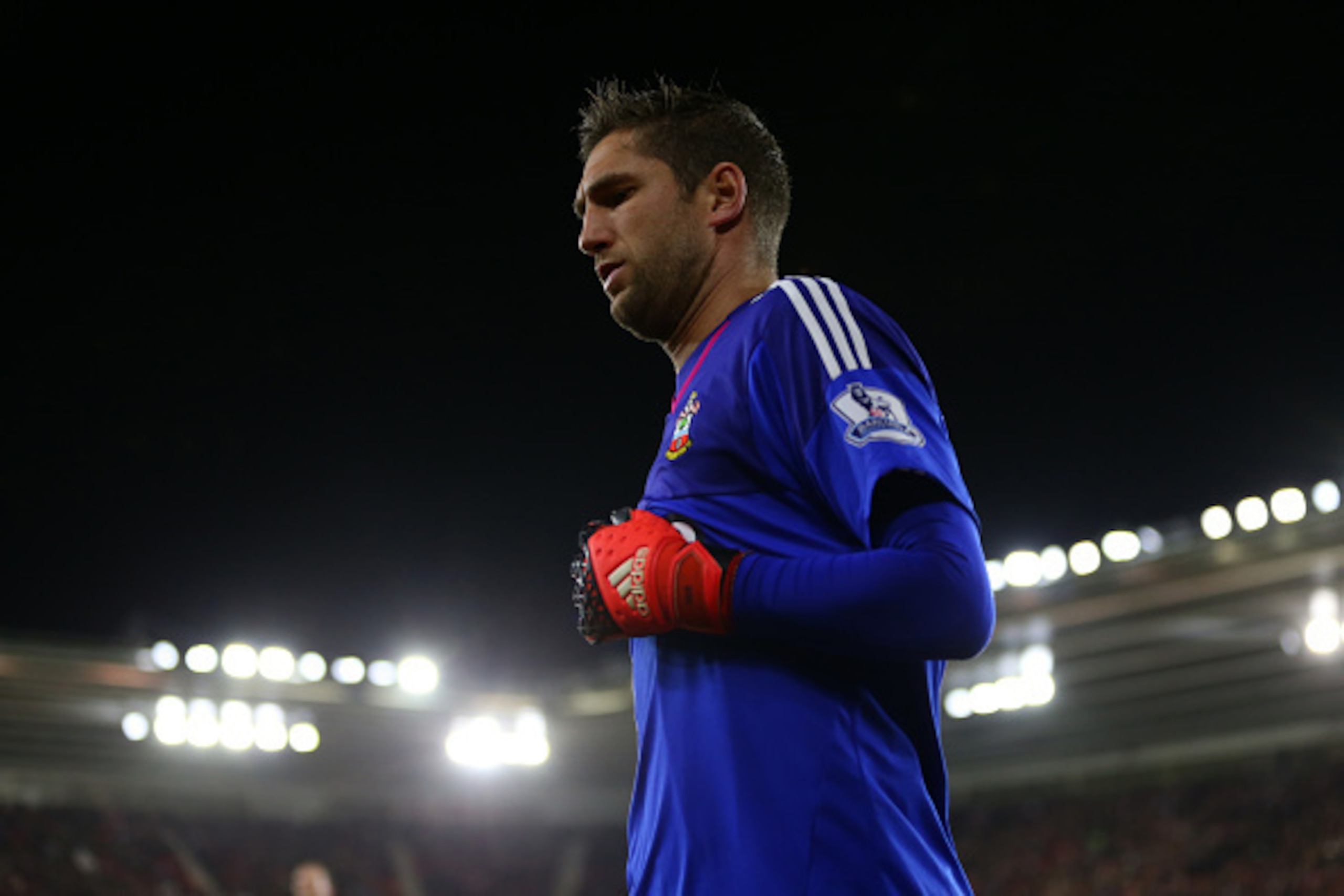 SOUTHAMPTON, ENGLAND - DECEMBER 02:  Maarten Stekelenburg of Southampton during the Capital One Cup Quarter Final between Southampton and Liverpool at St Mary's Stadium on December 2, 2015 in Southampton, England.  (Photo by Catherine Ivill - AMA/Getty Im