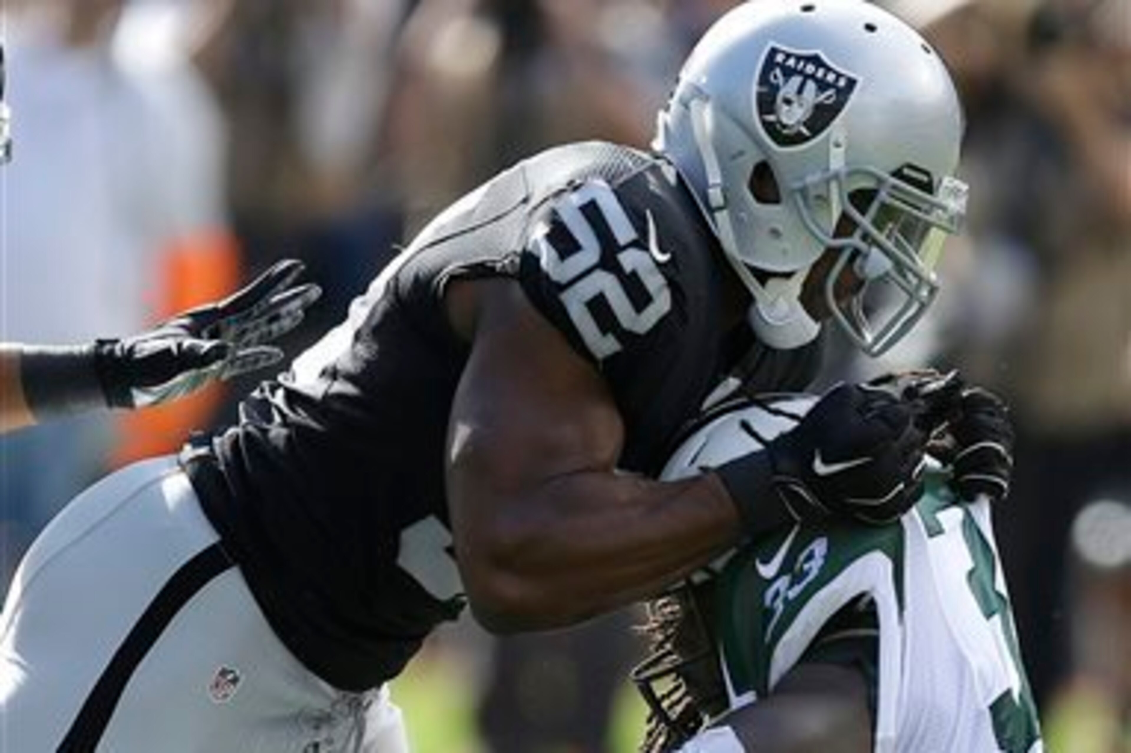 Mack exploded into the backfield before Ivory knew what hit him