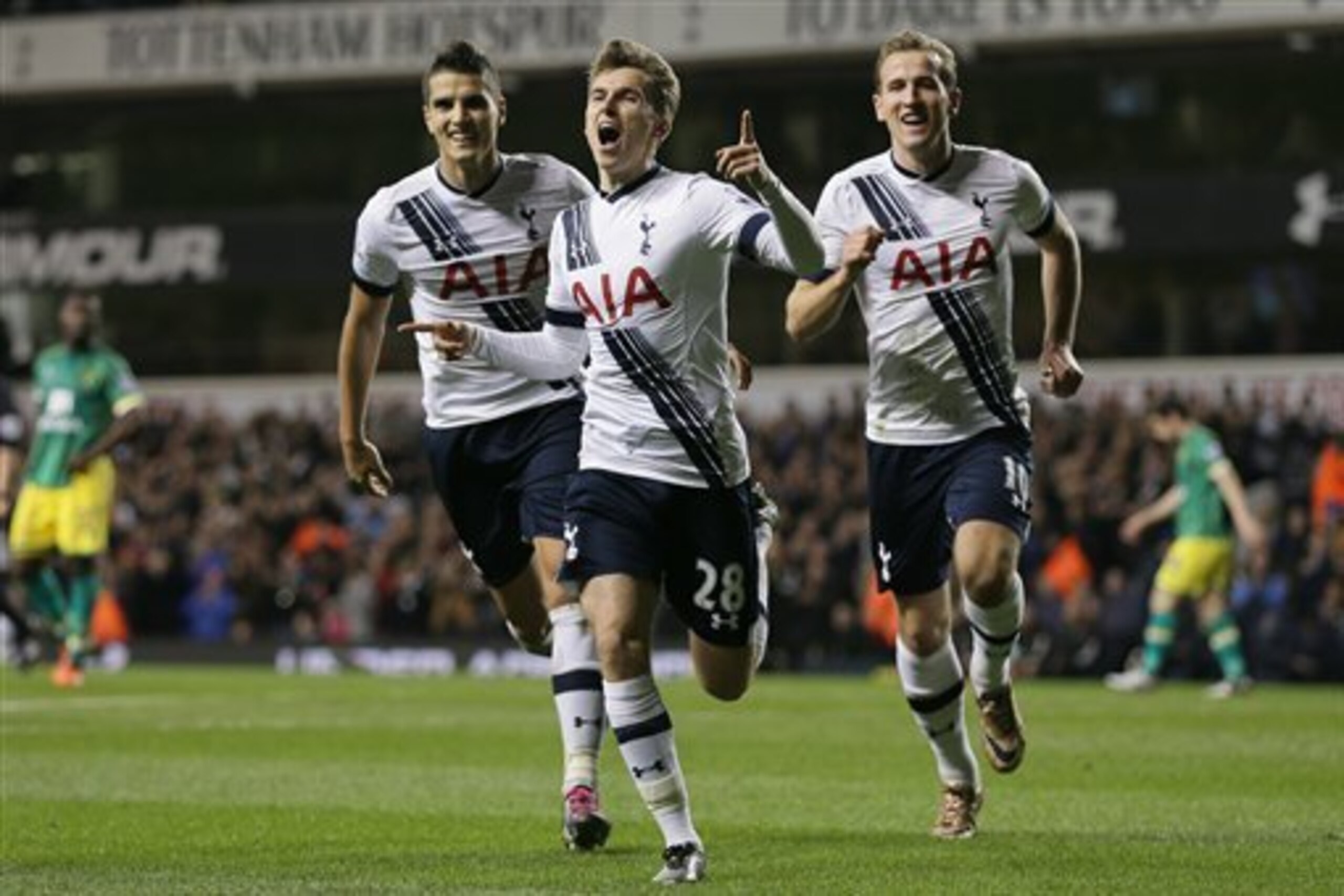 Carroll's well-taken goal against Norwich was a reward for patience and persistence.