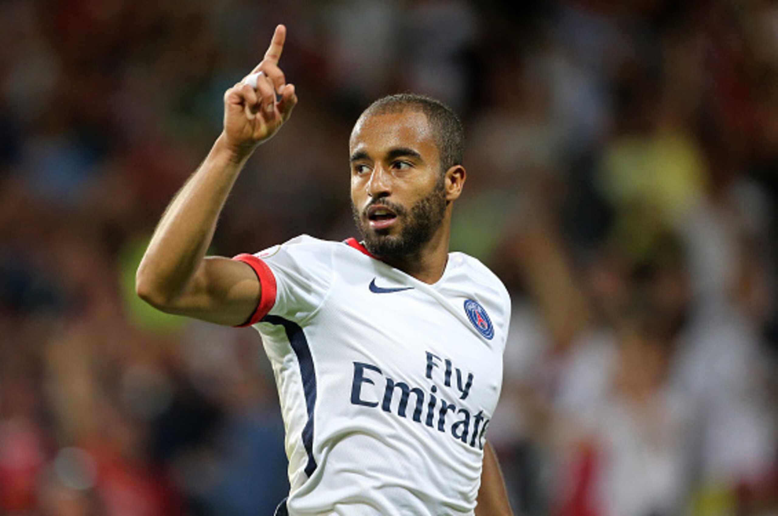 LILLE - AUGUST 7: Lucas Moura of PSG celebrates scoring a goal during the French Ligue 1 match between Lille OSC (LOSC) and Paris Saint-Germain (PSG) at Grand Stade Pierre Mauroy on August 7, 2015 in Lille, France. (Photo by Jean Catuffe/Getty Images) LILLE - AUGUST 7: Lucas Moura of PSG celebrates scoring a goal during the French Ligue 1 match between Lille OSC (LOSC) and Paris Saint-Germain (PSG) at Grand Stade Pierre Mauroy on August 7, 2015 in Lille, France. (Photo by Jean Catuffe/Getty Images)