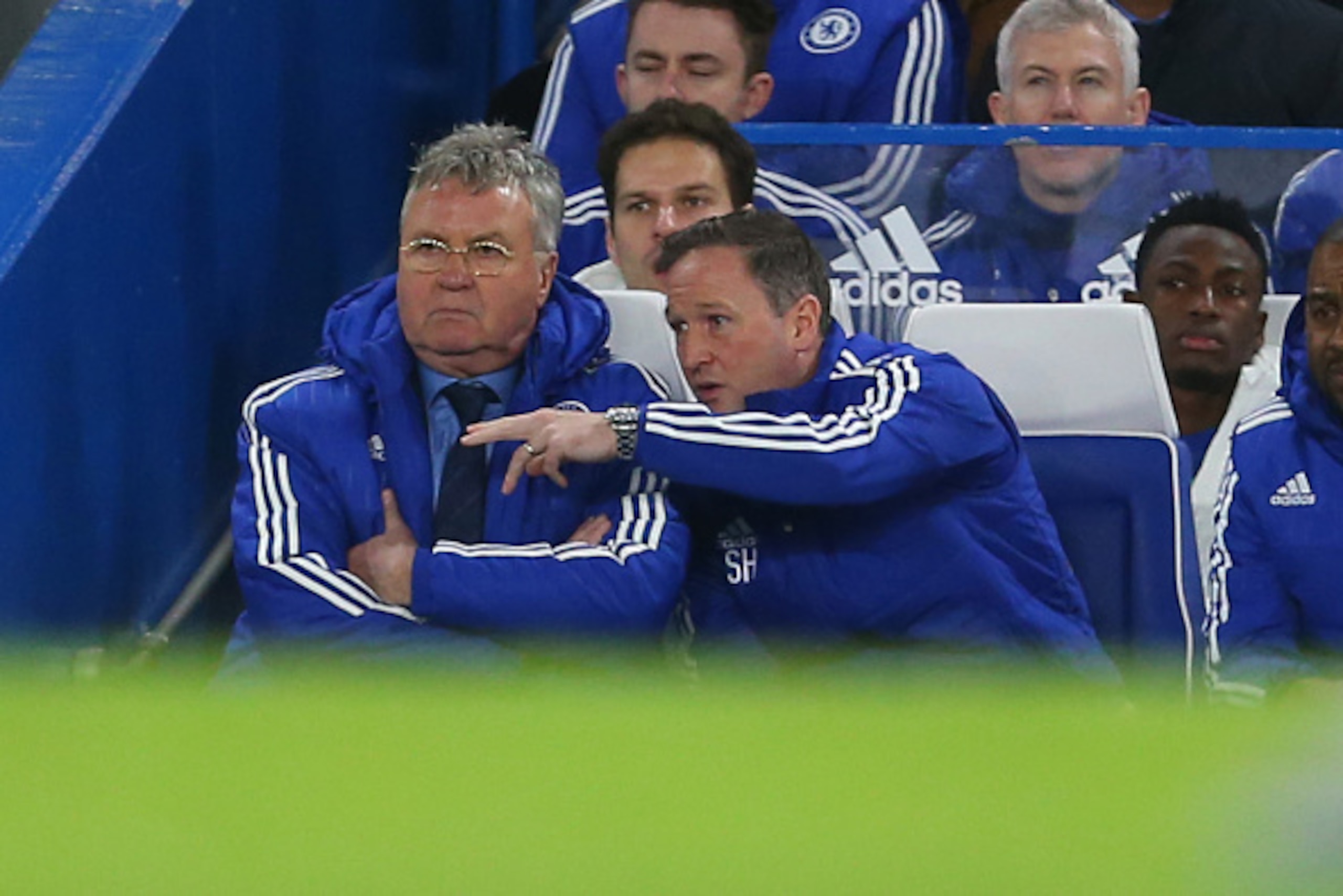 LONDON, ENGLAND - DECEMBER 26:  Guus Hiddink interim manager of Chelsea and first team coach Steve Holland during the Barclays Premier League match between Chelsea and Watford at Stamford Bridge on December 26, 2015 in London, England.  (Photo by Catherin