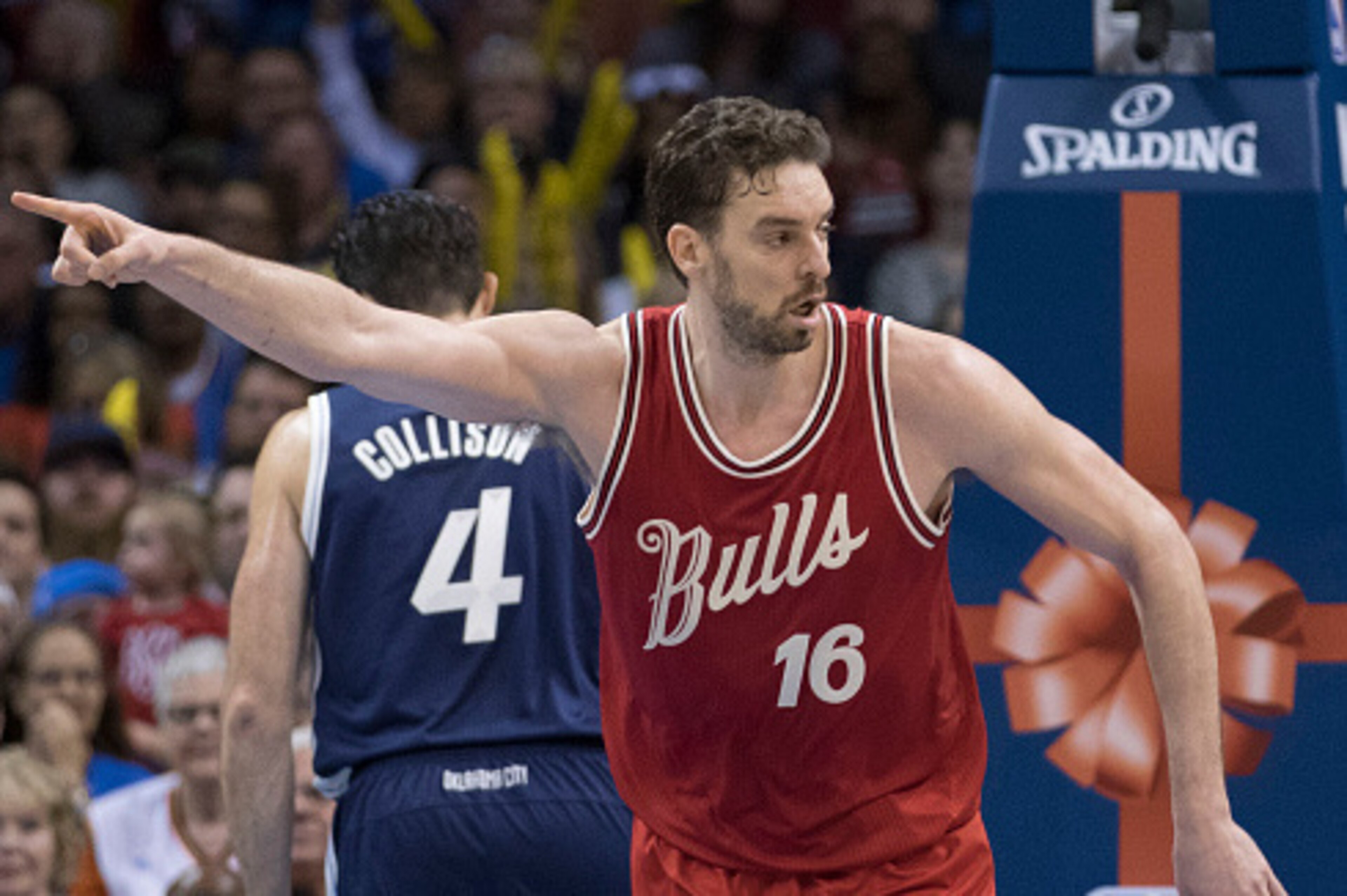 OKLAHOMA CITY, OK - DECEMBER 25: Pau Gasol #16 of the Chicago Bulls celebrates after scoring two points against the Oklahoma City Thunder during the third quarter of a NBA game at the Chesapeake Energy Arena on December 25, 2015 in Oklahoma City, Oklahoma