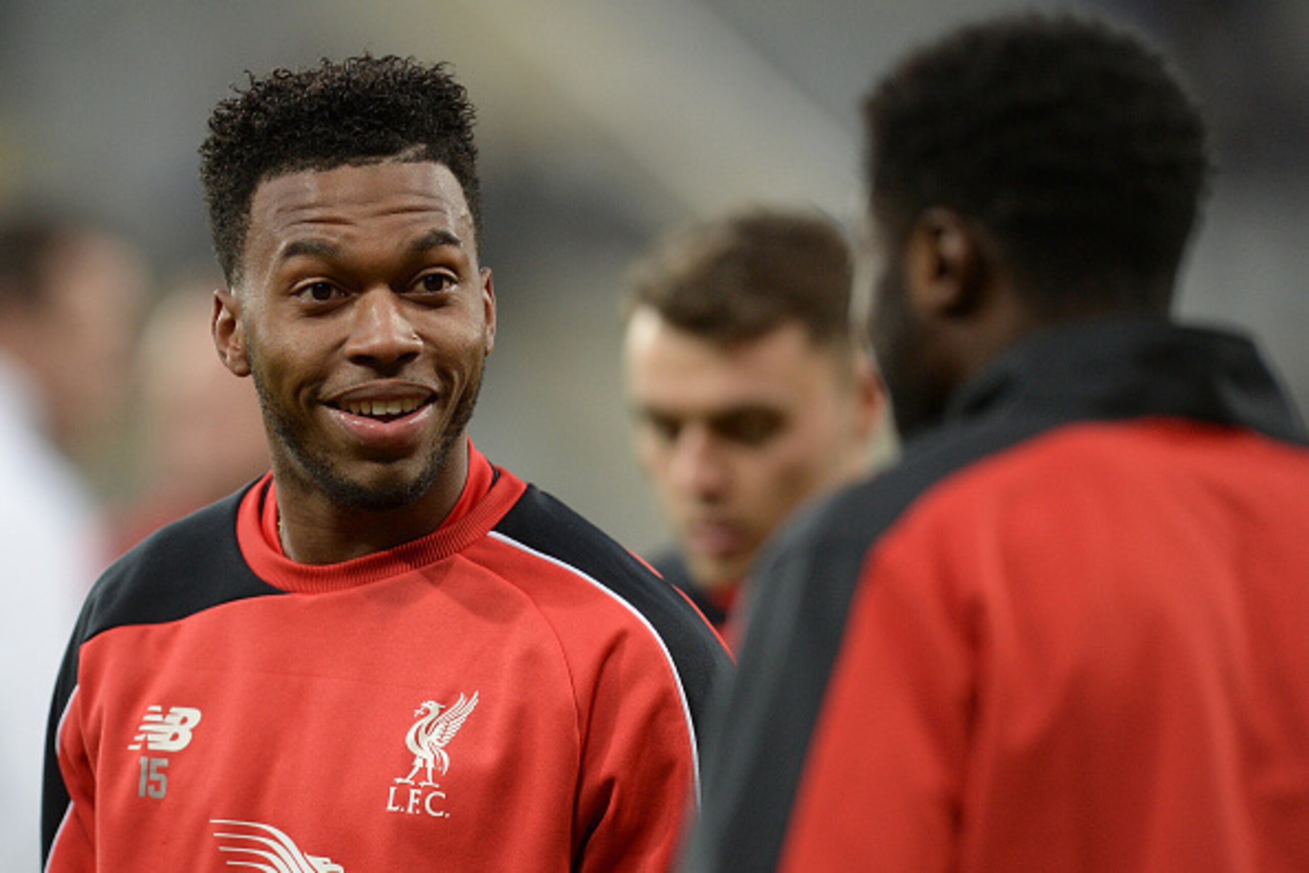 Liverpool's English striker Daniel Sturridge (L) warms up ahead of the English Premier League football match between Newcastle United and Liverpool at St James' Park in Newcastle-upon-Tyne, north east England, on December 6, 2015.     AFP PHOTO / OLI SCAR