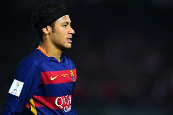 YOKOHAMA, JAPAN - DECEMBER 20:  Neymar of Barcelona looks on during the FIFA Club World Cup Final between River Plate and FC Barcelona at the International Stadium Yokohama on December 20, 2015 in Yokohama, Japan.  (Photo by Masterpress/Getty Images)