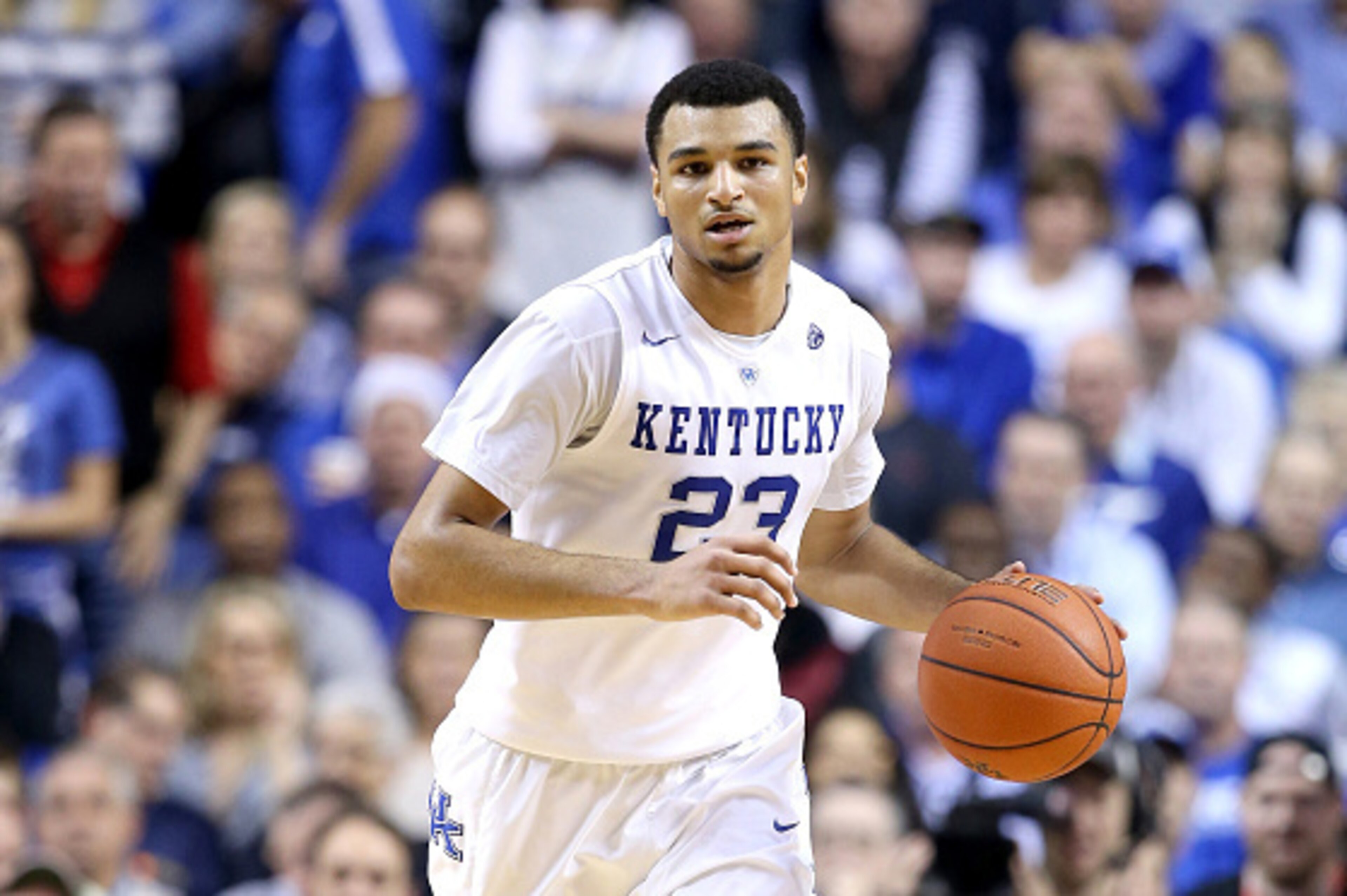 LEXINGTON, KY - DECEMBER 26:  Jamal Murray #23 of the Kentucky Wildcats dribbles the ball in the 75-73 win over the Louisville Cardinals at Rupp Arena on December 26, 2015 in Lexington, Kentucky.  (Photo by Andy Lyons/Getty Images)