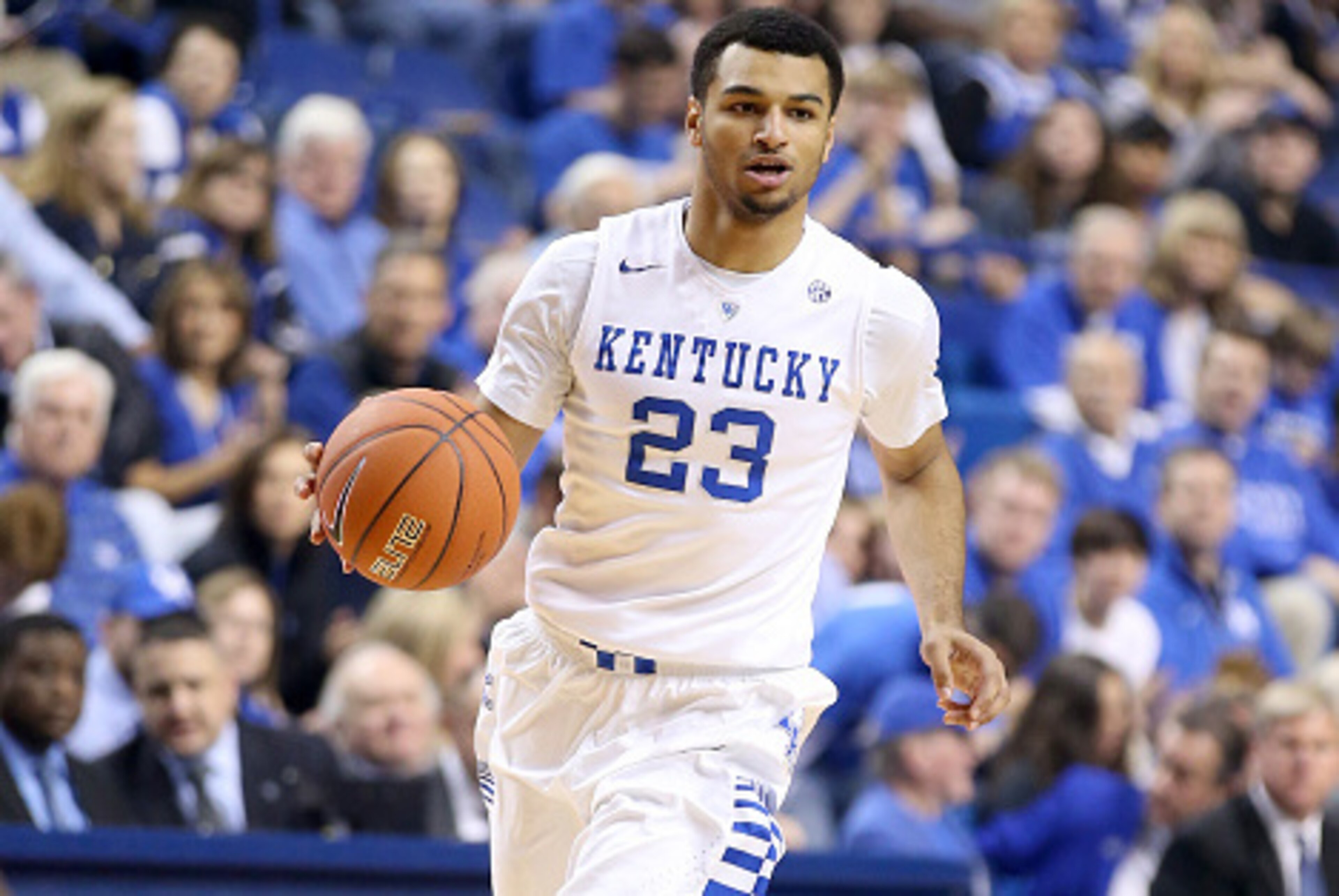 LEXINGTON, KY - DECEMBER 12:  Jamal Murray #23 of the Kentucky Widcats dribbles the ball during the game against the Arizona State Sun Devils at Rupp Arena on December 12, 2015 in Lexington, Kentucky.  (Photo by Andy Lyons/Getty Images)