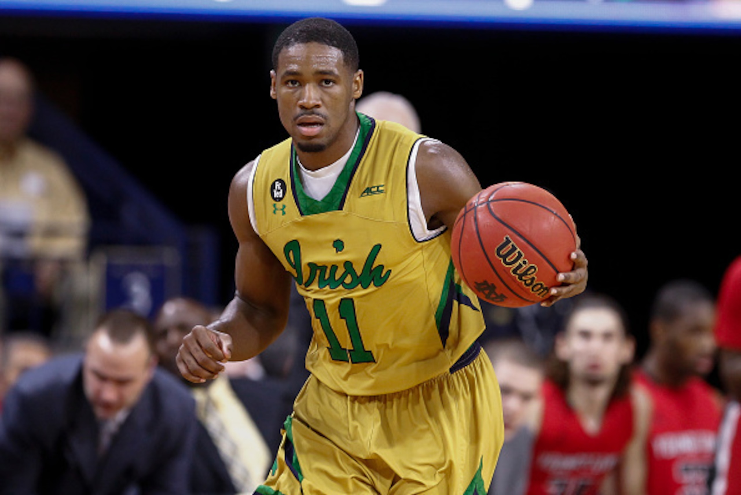 SOUTH BEND, IN - DECEMBER 21:  Demetrius Jackson #11 of the Notre Dame Fighting Irish brings the ball up court during the game against the Youngstown State Penguins at Purcell Pavilion on December 21, 2015 in South Bend, Indiana.  (Photo by Michael Hickey