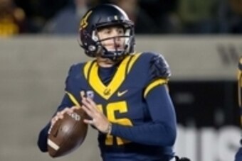 Nov 28, 2015; Berkeley, CA, USA; California Golden Bears quarterback Jared Goff (16) prepares to throw the ball against the Arizona State Sun Devils during the third quarter at Memorial Stadium. The California Golden Bears defeated the Arizona State Sun D