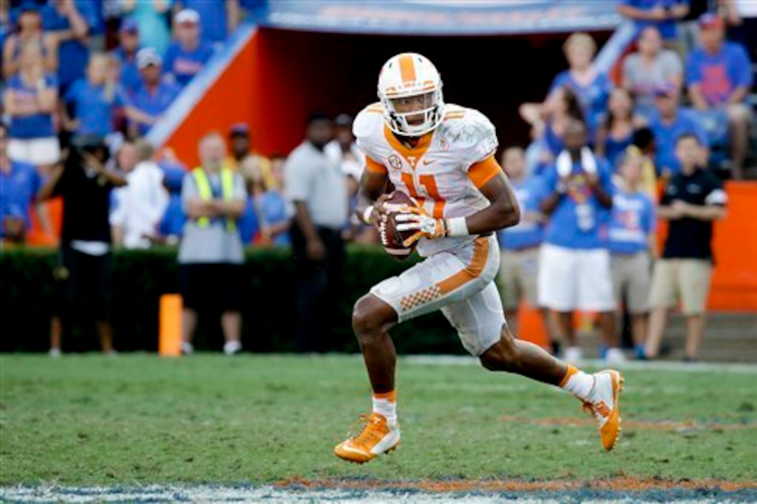 Joshua Dobbs will help the Vols pull away late.