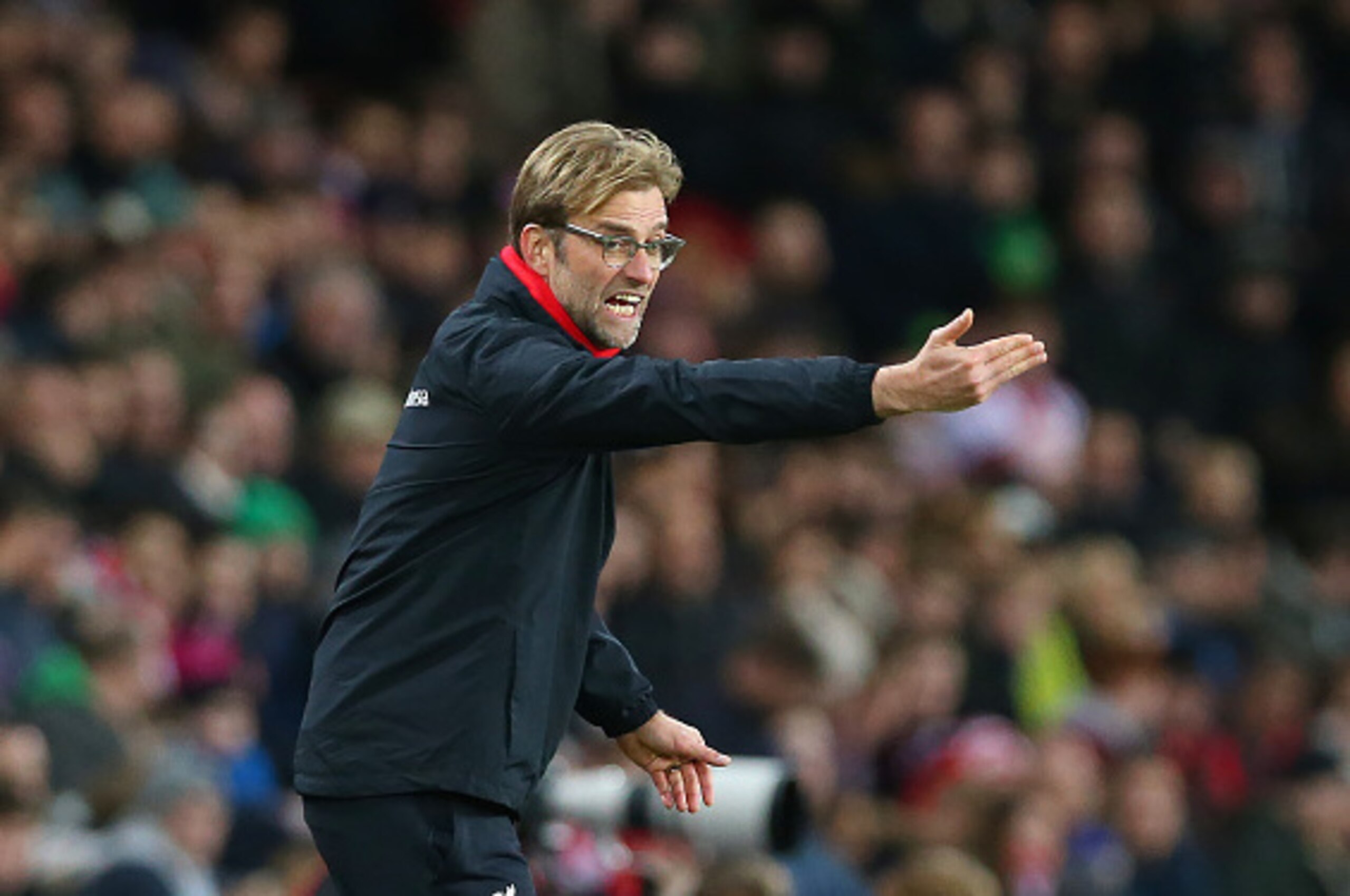 SUNDERLAND, ENGLAND - DECEMBER 30:  Jurgen Klopp manager of Liverpool reacts during the Barclays Premier League match between Sunderland and Liverpool at The Stadium of Light on December 30, 2015 in Sunderland, England. (Photo by Ian MacNicol/Getty images