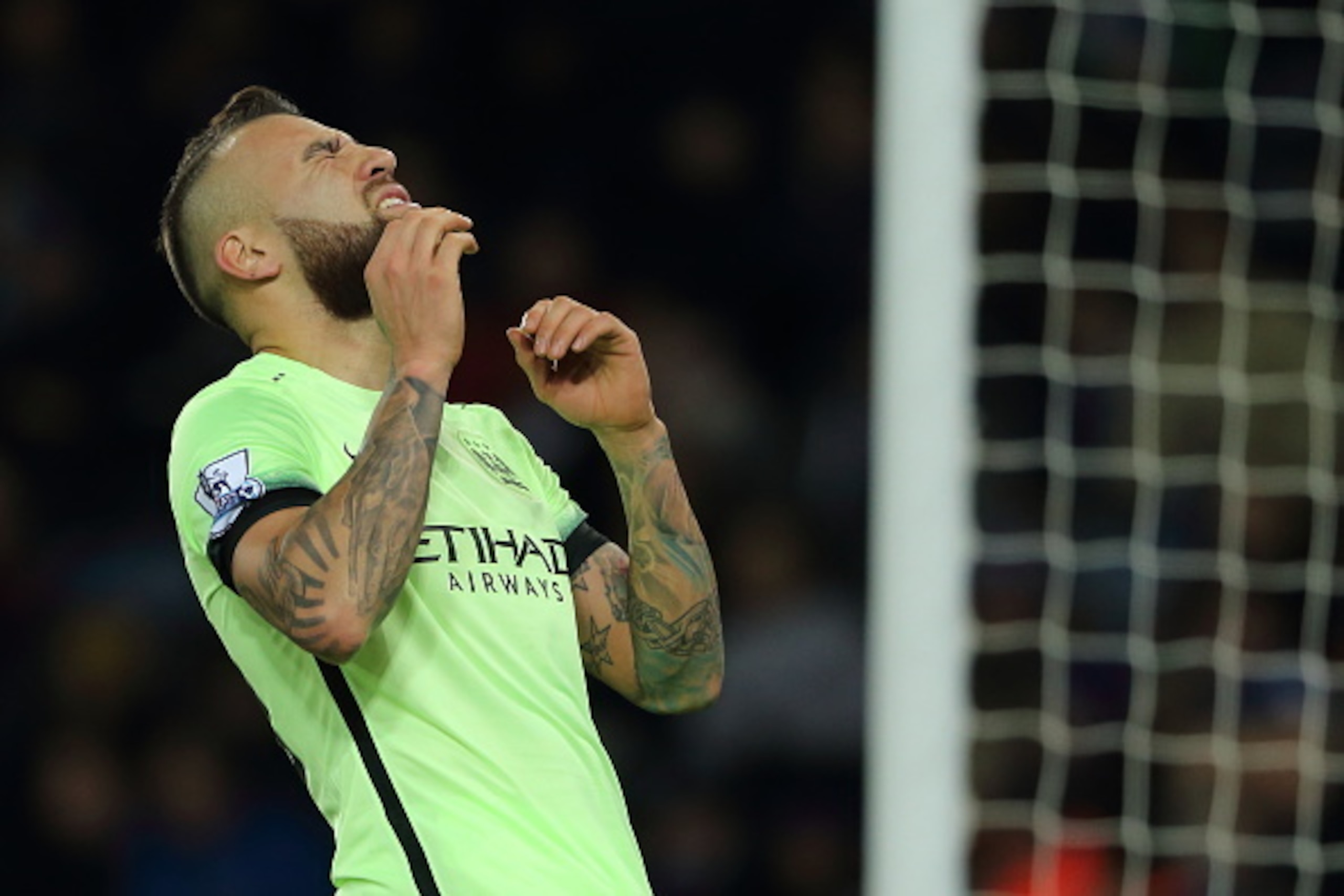 LEICESTER, ENGLAND - DECEMBER 29: Nicolas Otamendi of Manchester City reacts after failing to score  during the Barclays Premier League match between Leicester City and Manchester City at The King Power Stadium on December 29, 2015 in Leicester, England. 