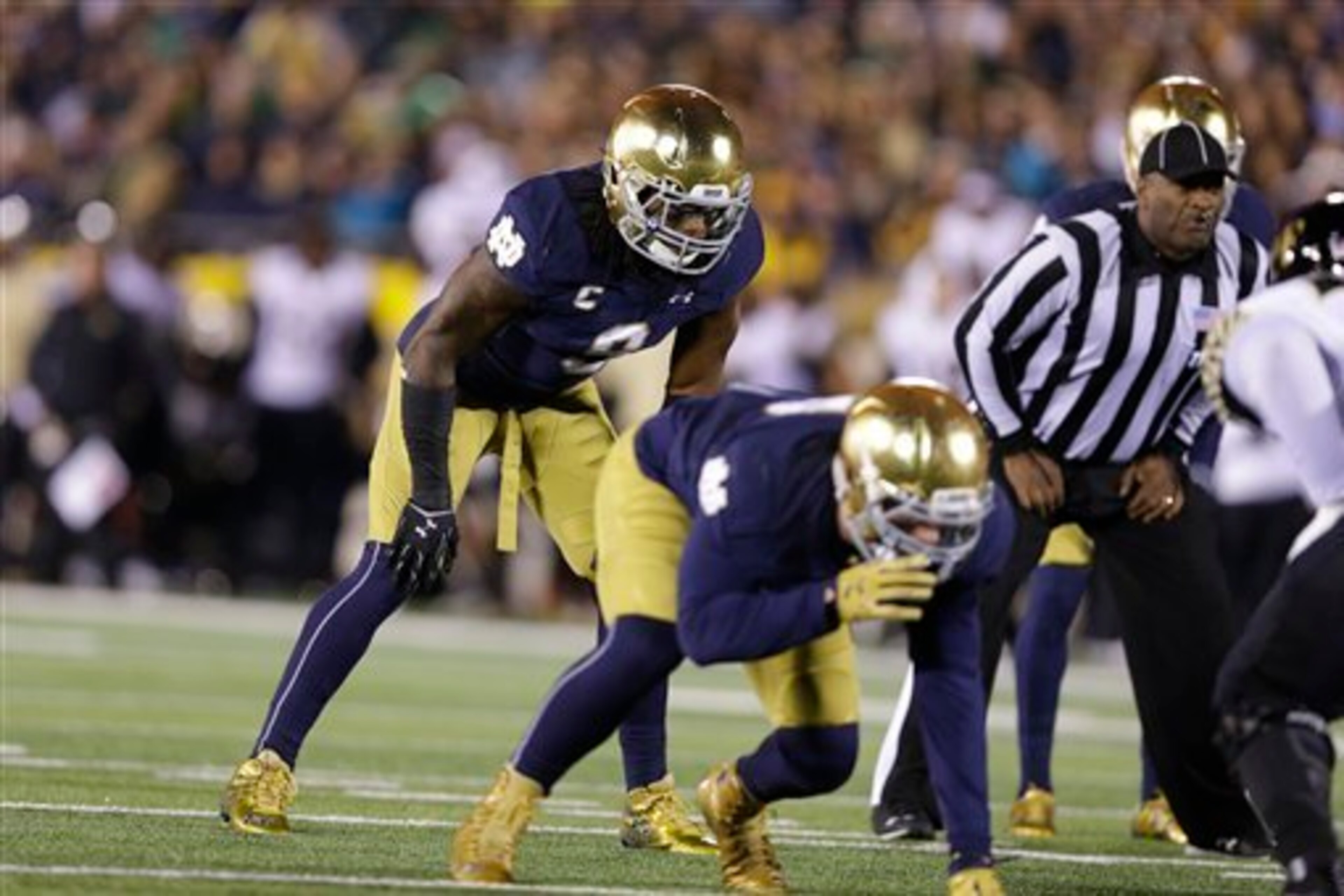 Jaylon Smith may be the nation's best linebacker.