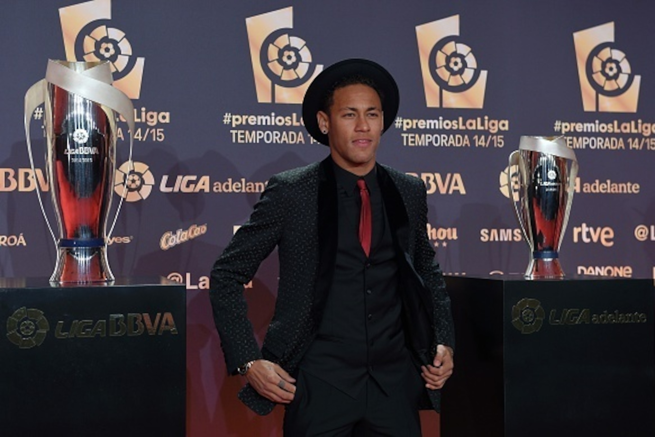 Barcelona's Brazilian forward Neymar poses before the LFP 2014-2015 season award ceremony in Barcelona on November 30, 2015. AFP PHOTO/ LLUIS GENE / AFP / LLUIS GENE        (Photo credit should read LLUIS GENE/AFP/Getty Images)