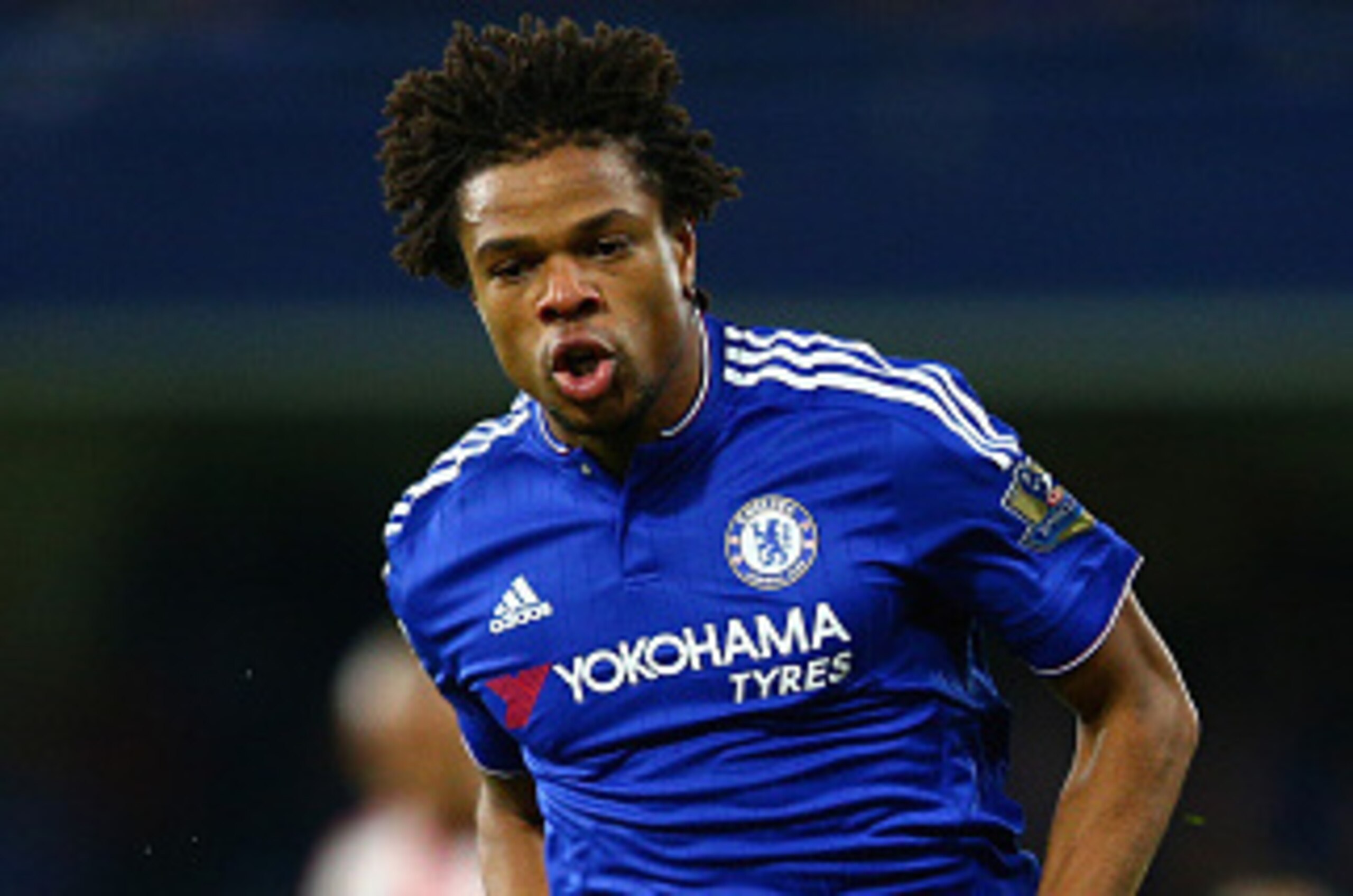 LONDON, ENGLAND - DECEMBER 19:  Loic Remy of Chelsea in action during the Barclays Premier League match between Chelsea and Sunderland at Stamford Bridge on December 19, 2015 in London, England.  (Photo by Clive Mason/Getty Images)
