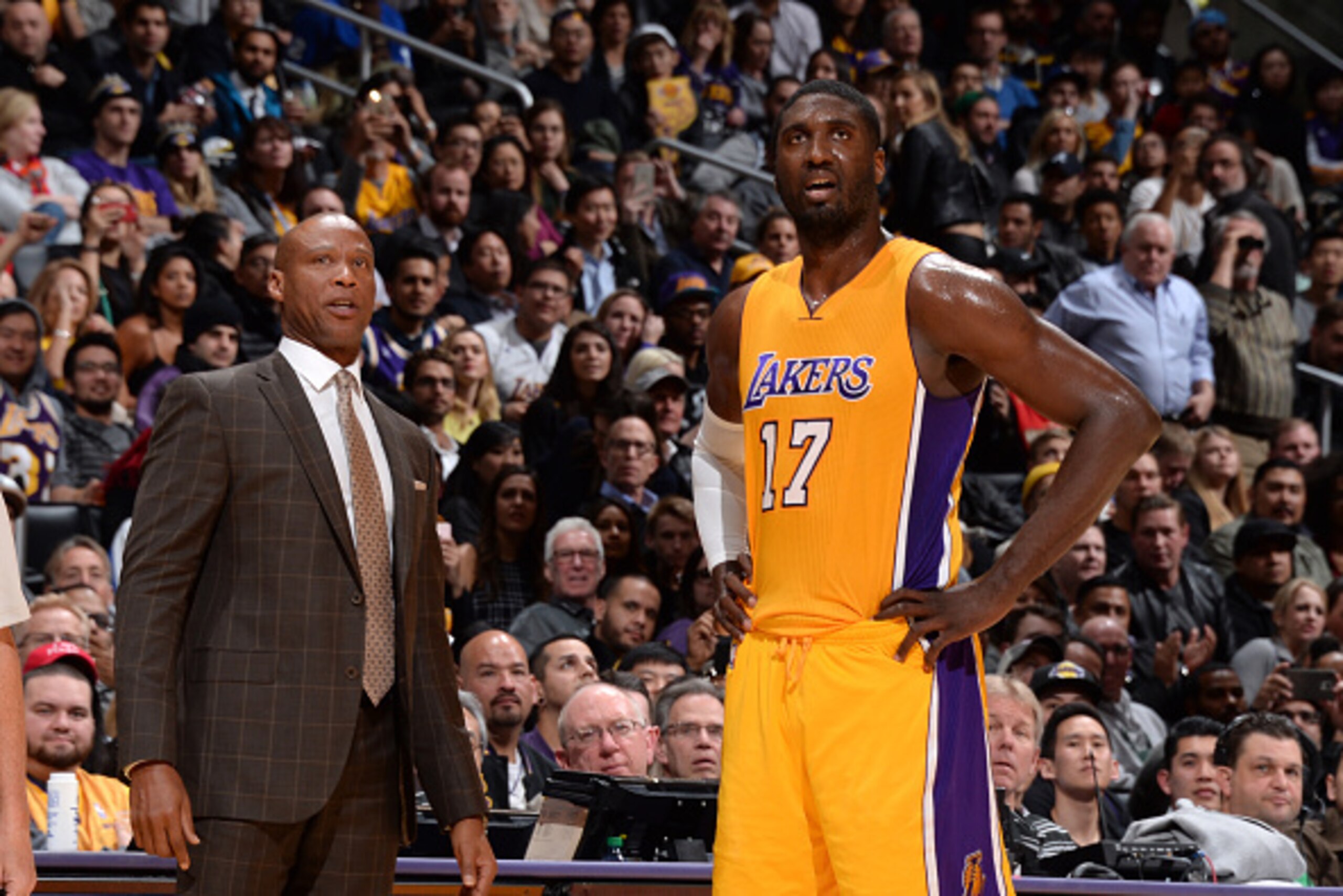 LOS ANGELES, CA - DECEMBER 15:  Head Coach Byron Scott of the Los Angeles Lakers and Roy Hibbert #17 of the Los Angeles Lakers looks on during the game against the Milwaukee Bucks on December 15, 2015 at STAPLES Center in Los Angeles, California. NOTE TO 