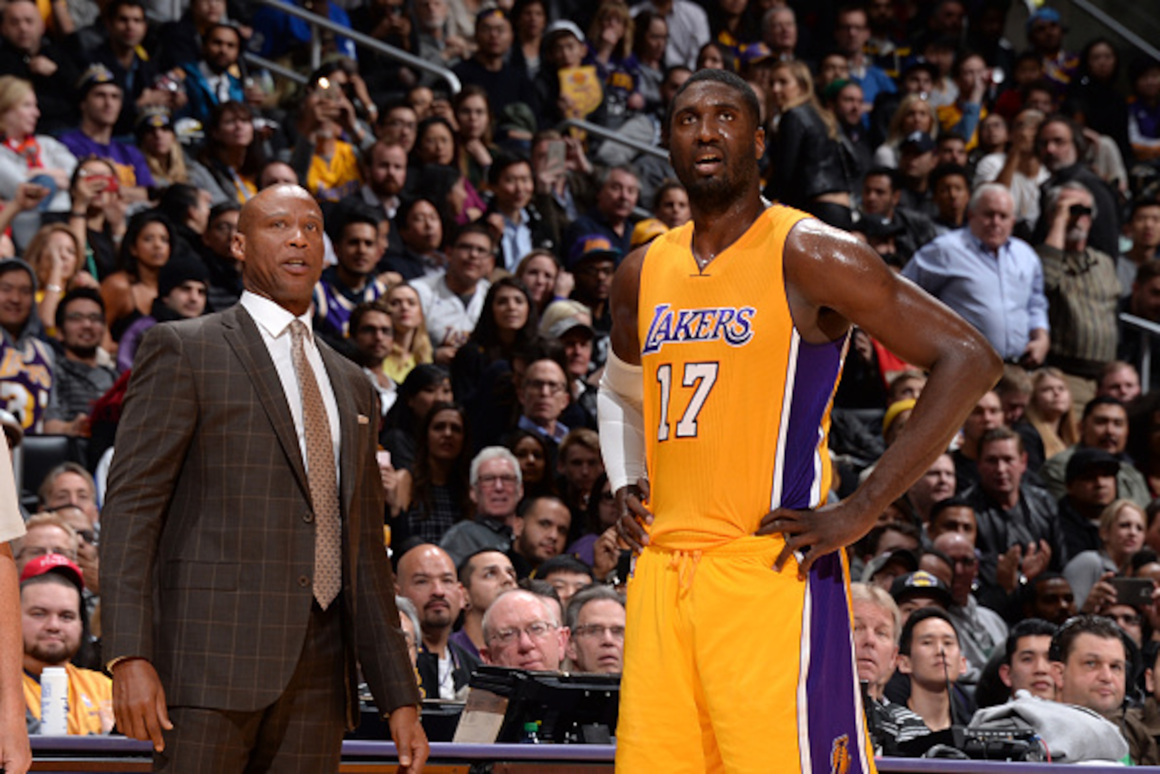 LOS ANGELES, CA - DECEMBER 15:  Head Coach Byron Scott of the Los Angeles Lakers and Roy Hibbert #17 of the Los Angeles Lakers looks on during the game against the Milwaukee Bucks on December 15, 2015 at STAPLES Center in Los Angeles, California. NOTE TO 