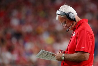 GLENDALE, AZ - AUGUST 15:  Defensive Coordinator Bob Sutton of the Kansas City Chiefs on the sidelines during the pre-season NFL game against the Arizona Cardinals at the University of Phoenix Stadium on August 15, 2015 in Glendale, Arizona. The Chiefs de