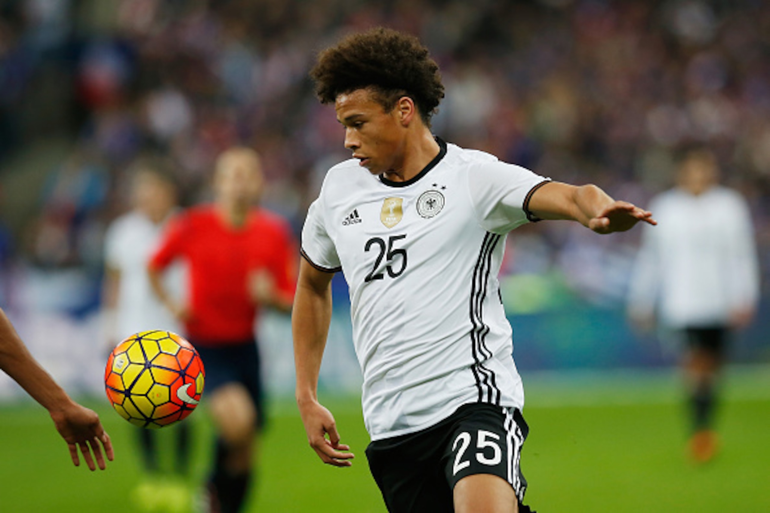 PARIS, FRANCE - NOVEMBER 13:  Leroy Sane of Germany controls the ball during the International Friendly match between France and Germany at the Stade de France on November 13, 2015 in Paris, France.  (Photo by Boris Streubel/Getty Images)