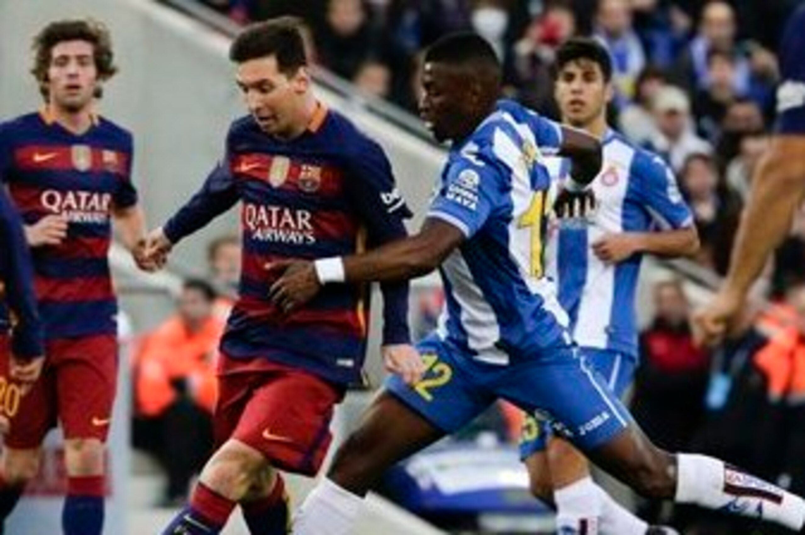 Pape Diop will have his hands full marking Arda Turan.
