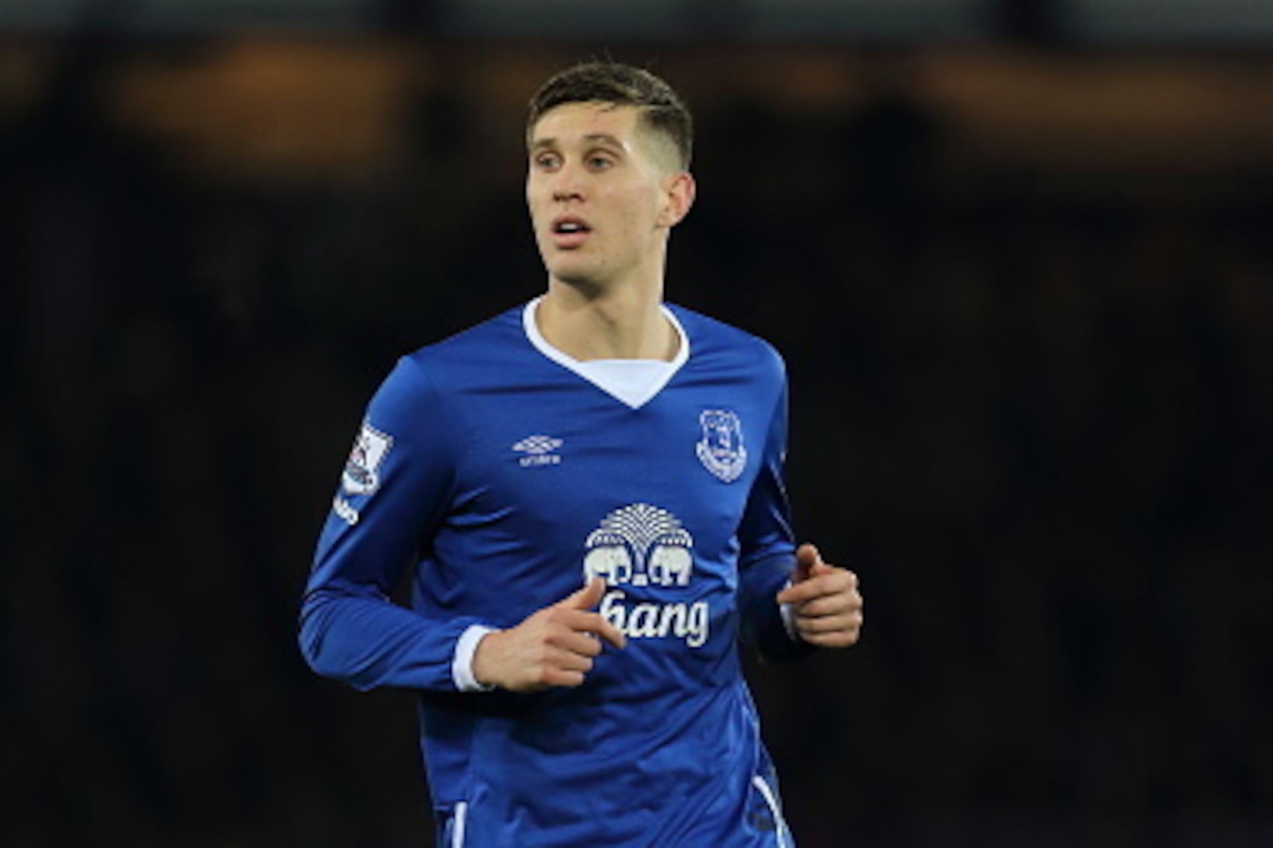 LIVERPOOL, ENGLAND - JANUARY 03:  John Stones of Everton during the Barclays Premier League match between Everton and Tottenham Hotspur at Goodison Park on January 3, 2016 in Liverpool, England.  (Photo by Matthew Ashton - AMA/Getty Images)
