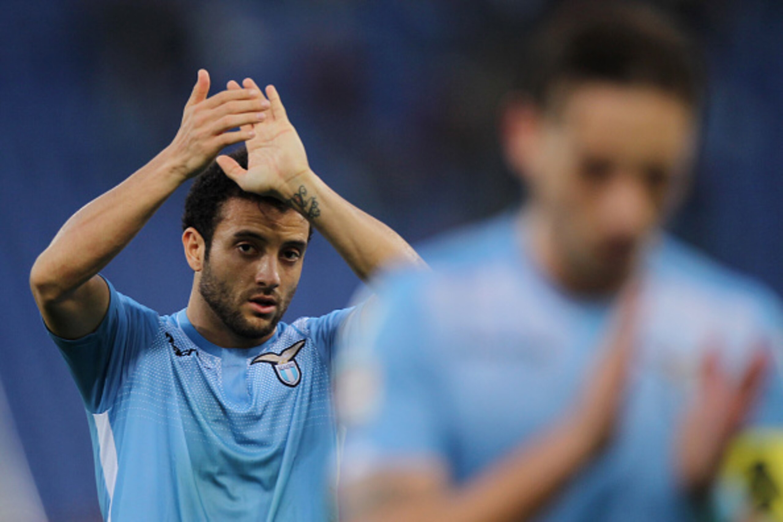ROME, ITALY - NOVEMBER 08:  Felipe Anderson of SS Lazio reacts after the Serie A match between AS Roma and SS Lazio at Stadio Olimpico on November 8, 2015 in Rome, Italy.  (Photo by Paolo Bruno/Getty Images)