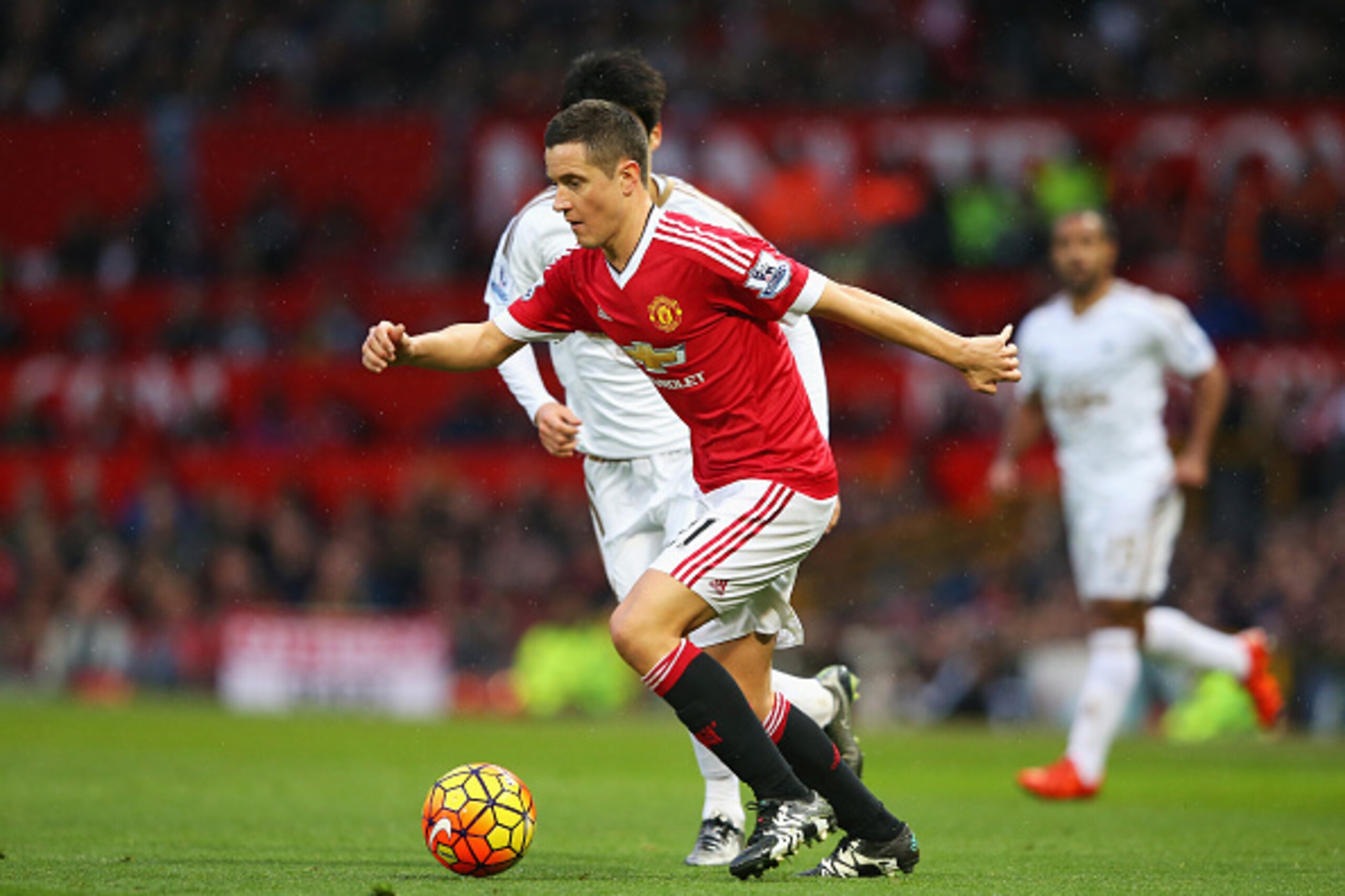 MANCHESTER, ENGLAND - JANUARY 02: Ander Herrera of Manchester United in action during the Barclays Premier League match between Manchester United and Swansea City at Old Trafford on January 2, 2016 in Manchester, England.  (Photo by Alex Livesey/Getty Ima