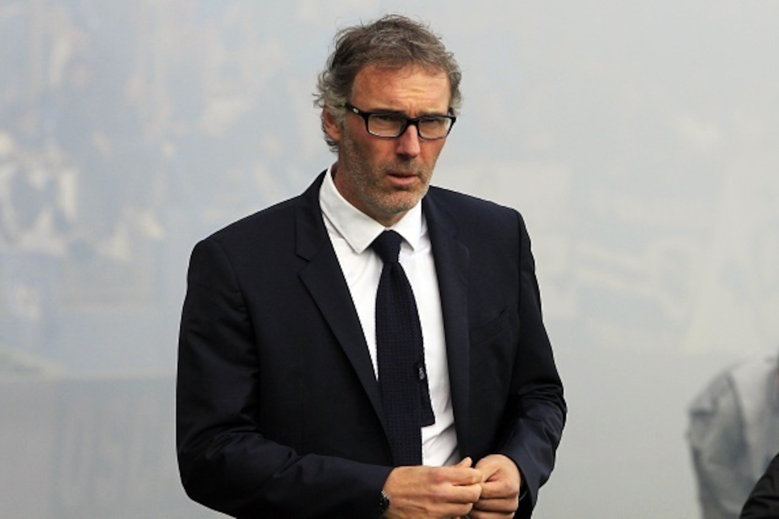 Paris Saint-Germain's French head coach Laurent Blanc looks on before the L1 football match Bastia (SCB) against Paris (PSG) on October 17, 2015, at the Armand Cesari stadium in Bastia, on the French Mediterranean island of Corsica. AFP PHOTO / PASCAL POC