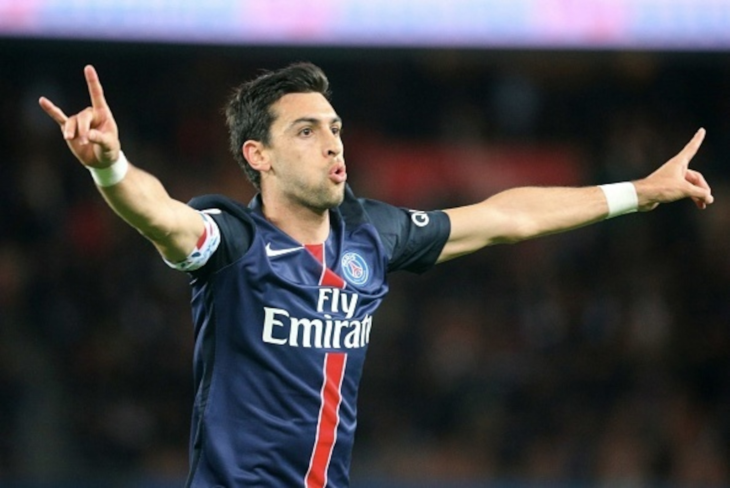 PARIS, FRANCE - SEPTEMBER 22:  Javier Pastore of Paris Saint-Germain celebrates his goal during the French  Ligue 1 between Paris Saint-Germain FC and EA Guingamp at Parc Des Princes on september 22, 2015 in Paris, France.  (Photo by Xavier Laine/Getty Im