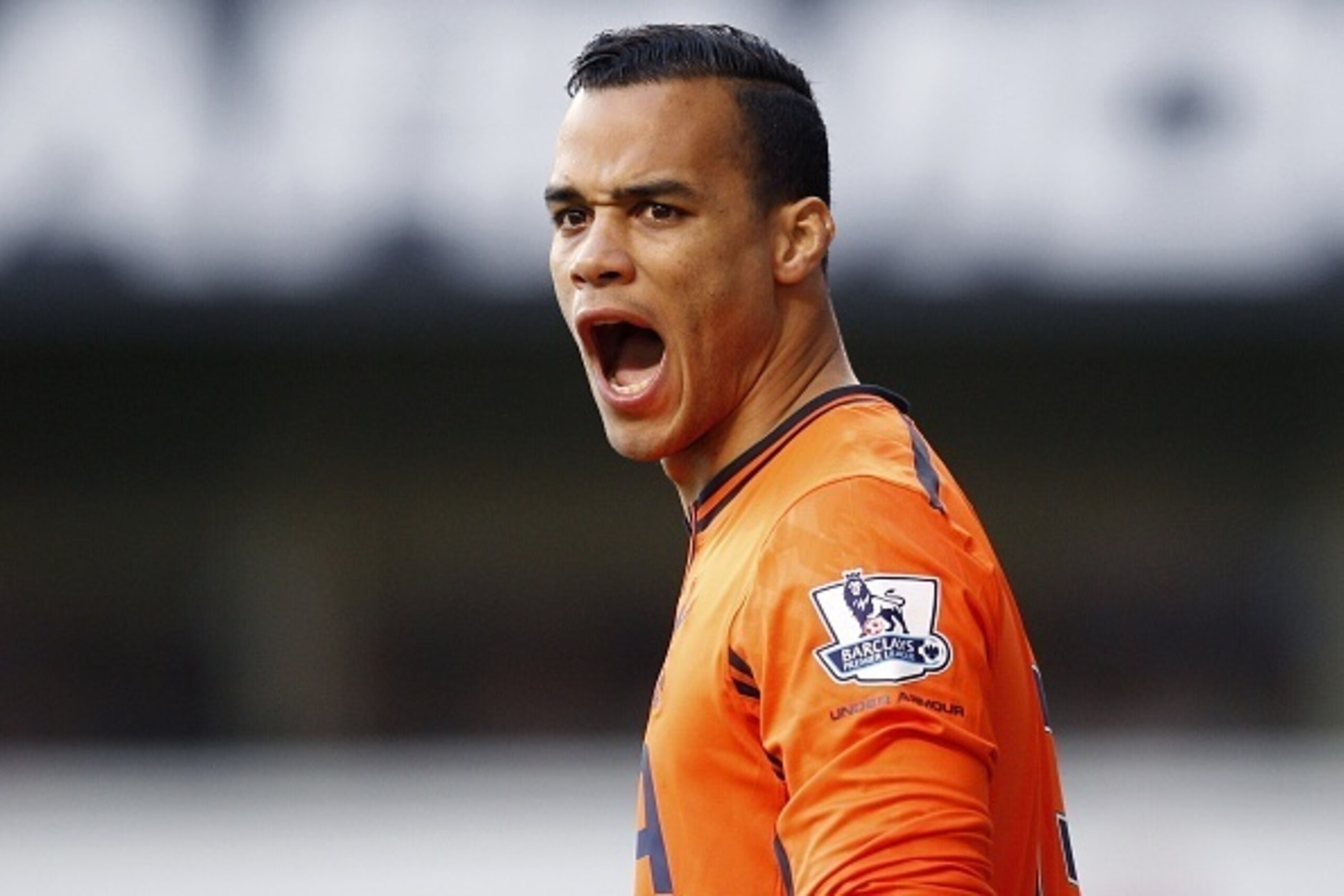 Tottenham Hotspur's Dutch goalkeeper Michel Vorm reacts during the FA Cup fourth round football match between Tottenham Hotspur and Leicester City at White Hart Lane in London, on January 24, 2015. AFP PHOTO / IAN KINGTON == RESTRICTED TO EDITORIAL USE. N