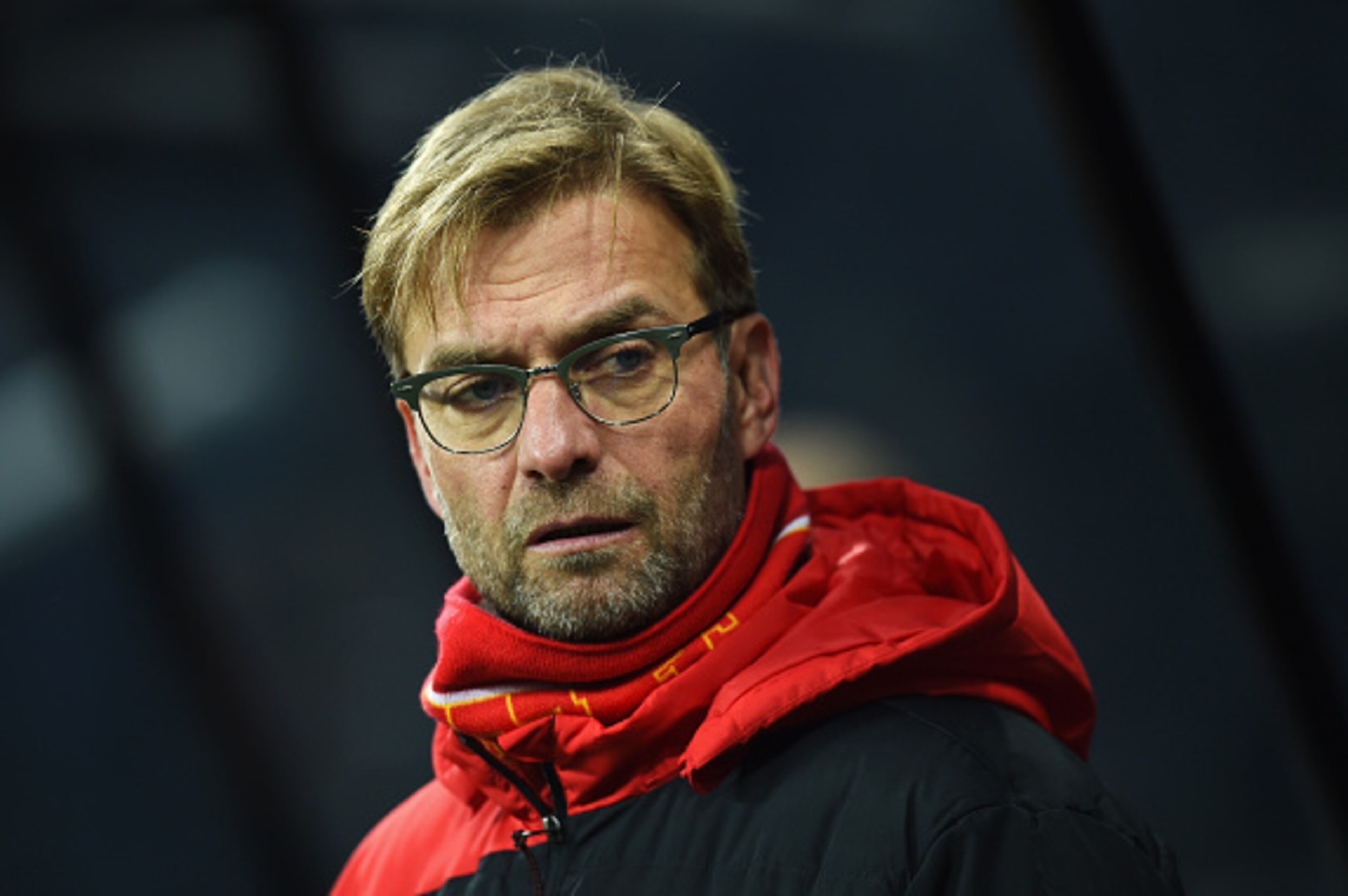 NEWCASTLE UPON TYNE, ENGLAND - DECEMBER 06:  Jurgen Klopp manager of Liverpool looks on prior to the Barclays Premier League match between Newcastle United and Liverpool at St James' Park on December 6, 2015 in Newcastle upon Tyne, England  (Photo by Mich