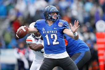 BIRMINGHAM, AL - DECEMBER 30: Paxton Lynch #12 of the Memphis Tigers looks to pass against the Auburn Tigers during the Birmingham Bowl at Legion Field on December 30, 2015 in Birmingham, Alabama. Auburn defeated Memphis 31-10. (Photo by Joe Robbins/Getty