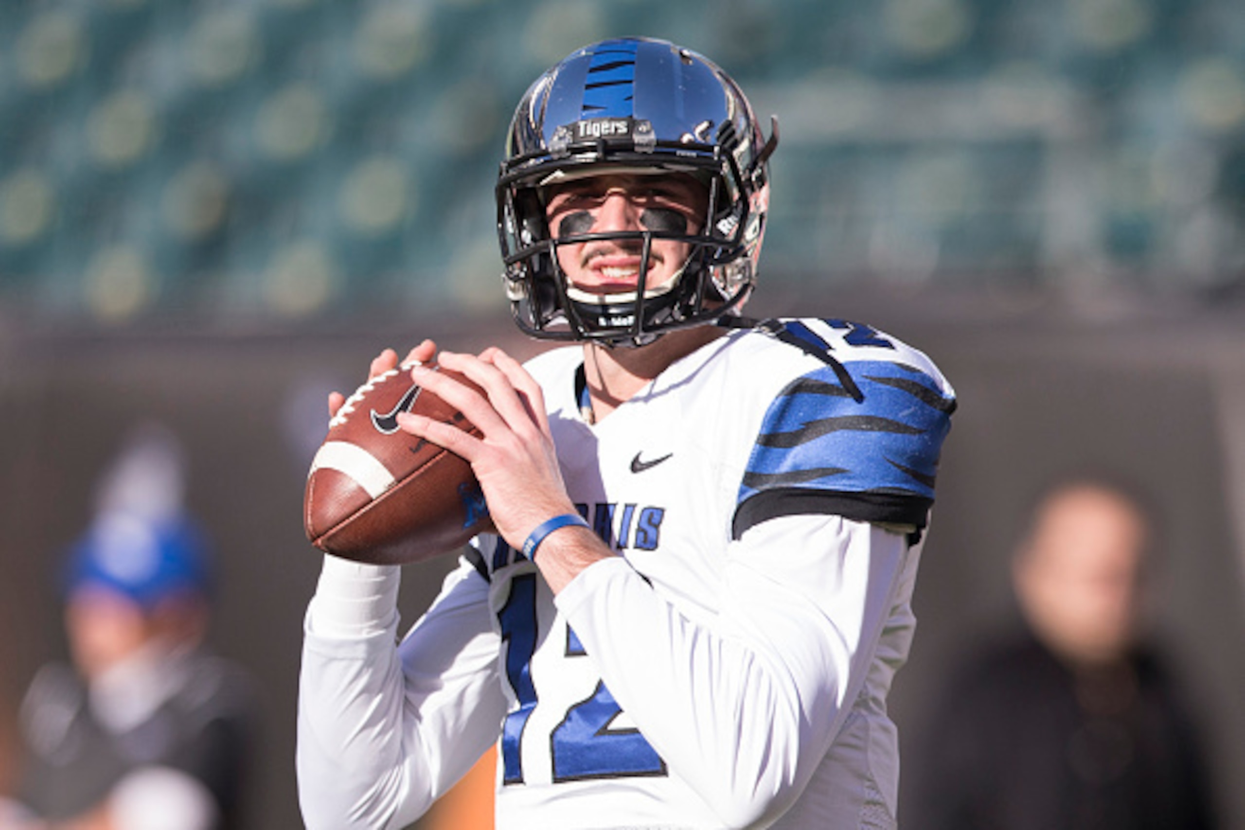 PHILADELPHIA, PA - NOVEMBER 21: Paxton Lynch #12 of the Memphis Tigers warms up prior to the game against the Temple Owls on November 21, 2015 at Lincoln Financial Field in Philadelphia, Pennsylvania. (Photo by Mitchell Leff/Getty Images)
