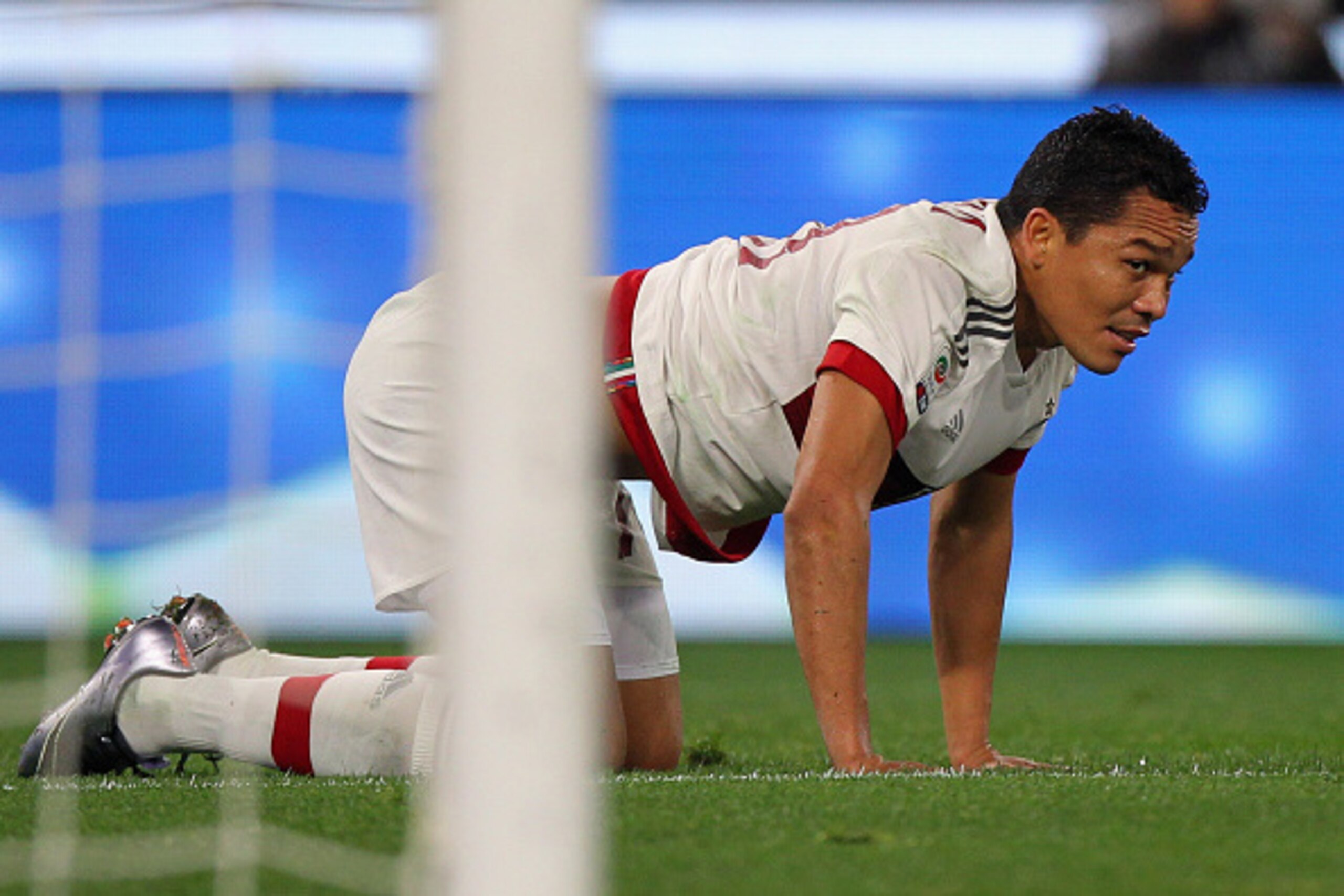 ROME, ITALY - JANUARY 09: Carlos Bacca of AC Milan reacts during the Serie A match between AS Roma and AC Milan at Stadio Olimpico on January 9, 2016 in Rome, Italy. (Photo by Paolo Bruno/Getty Images) ROME, ITALY - JANUARY 09: Carlos Bacca of AC Milan reacts during the Serie A match between AS Roma and AC Milan at Stadio Olimpico on January 9, 2016 in Rome, Italy. (Photo by Paolo Bruno/Getty Images)